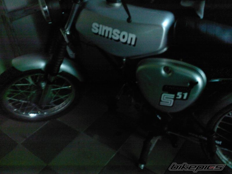 Photo 2377925