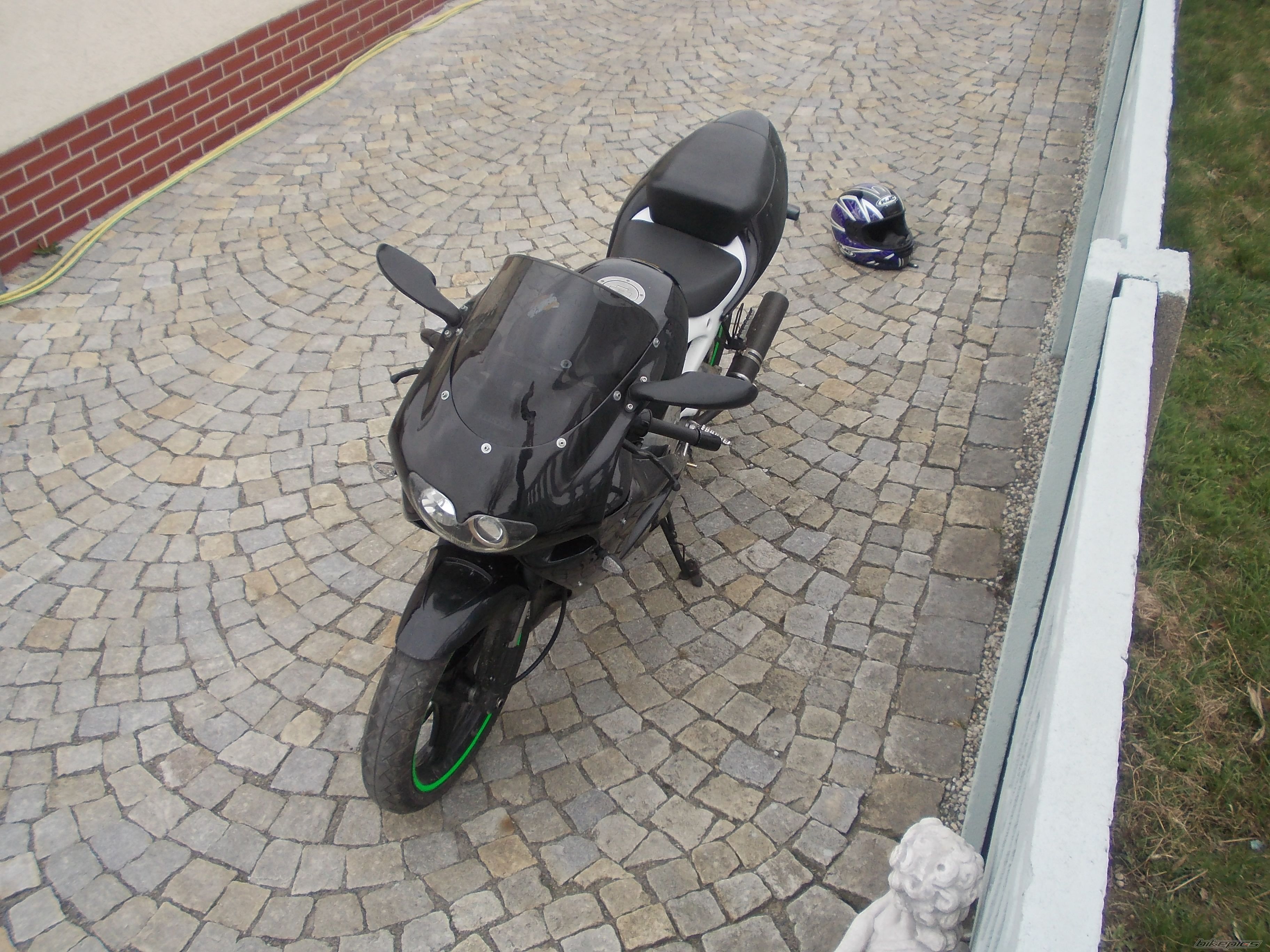 Photo 2378364