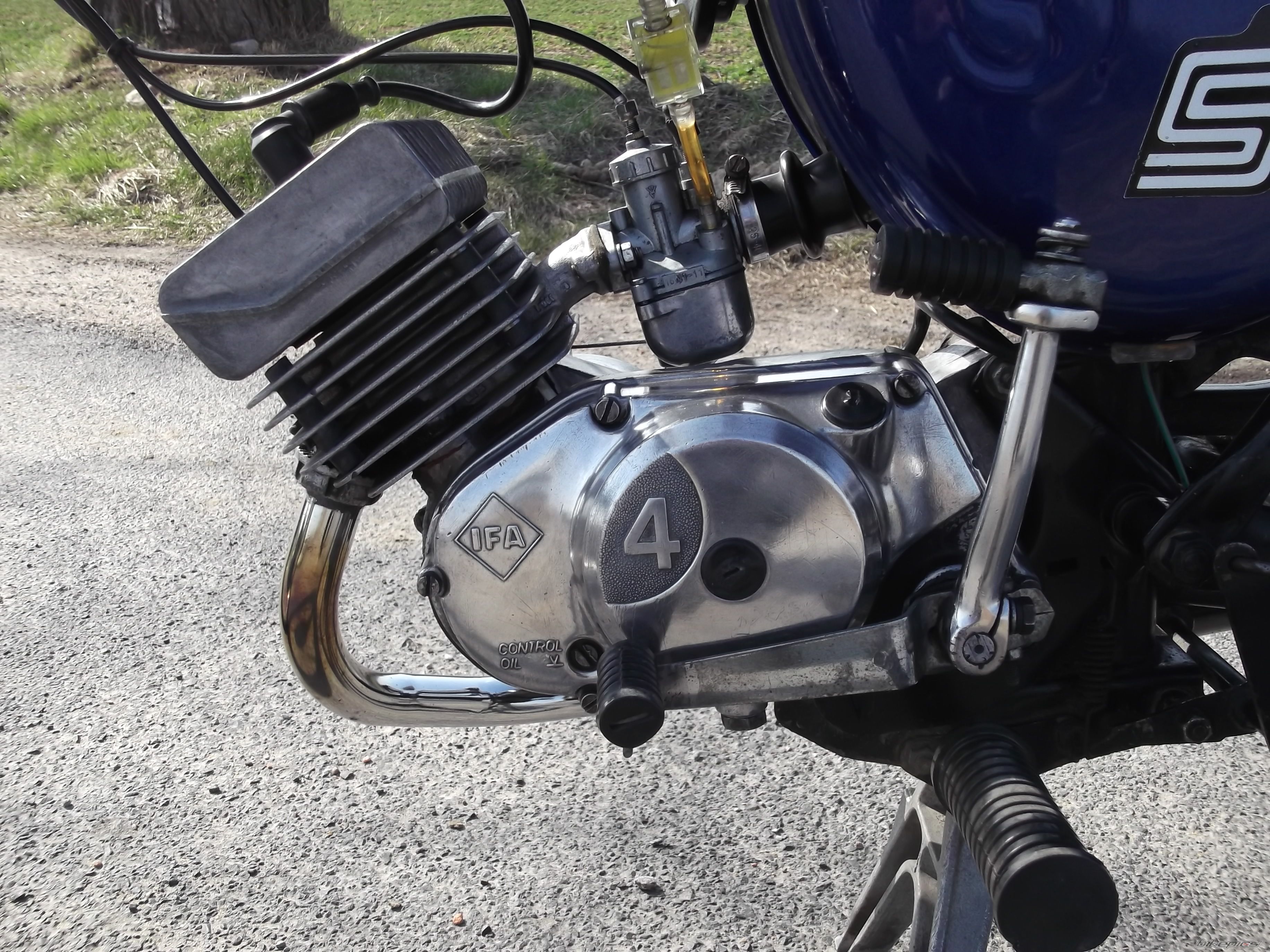 Photo 2378838
