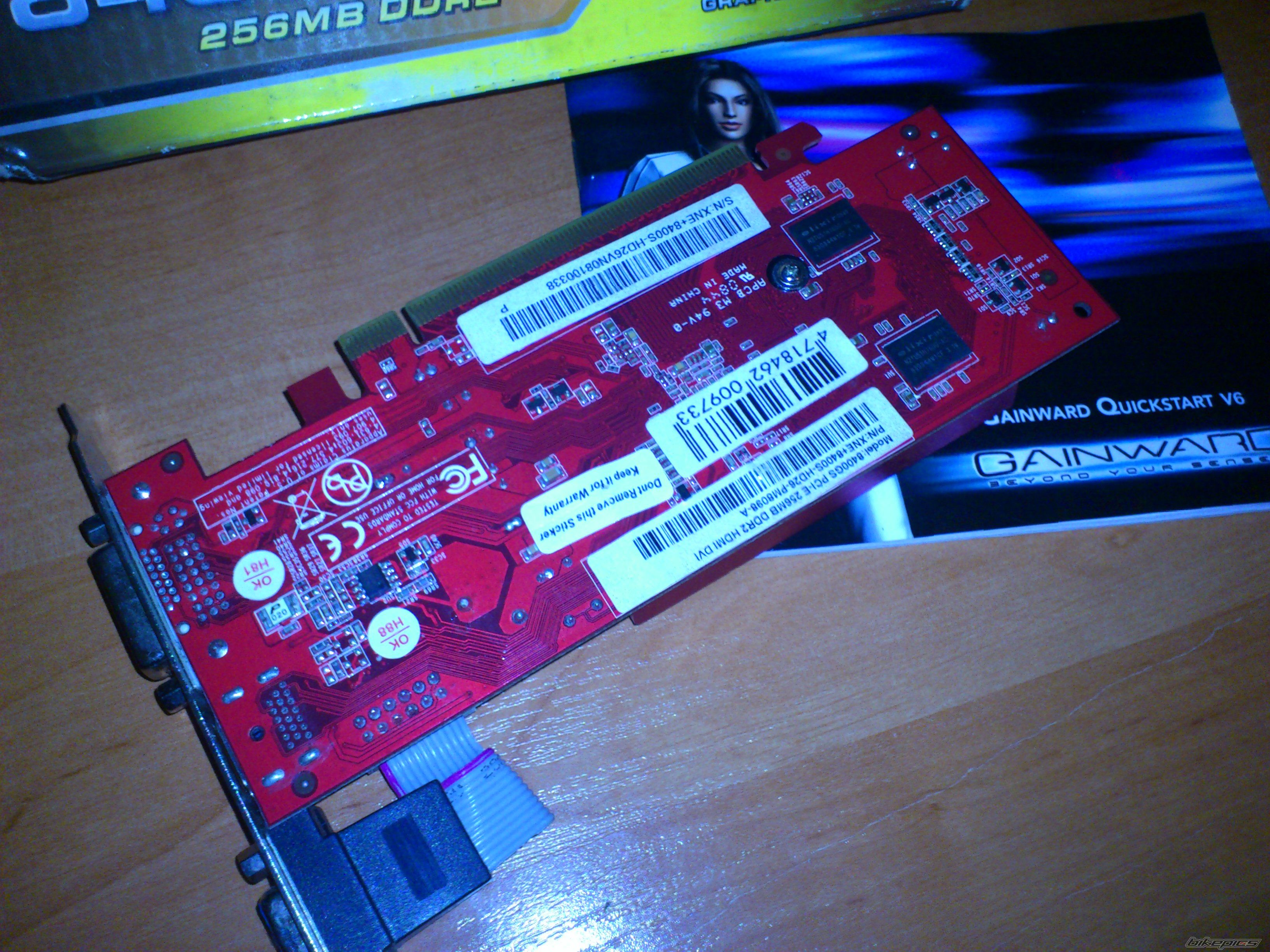 Photo 2378851