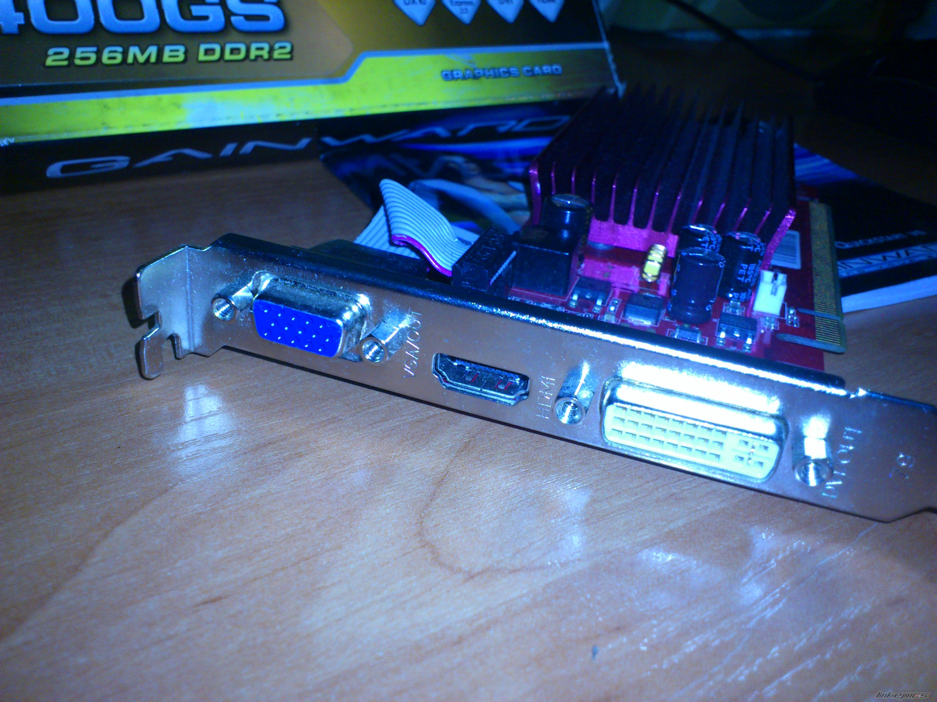 Photo 2378852