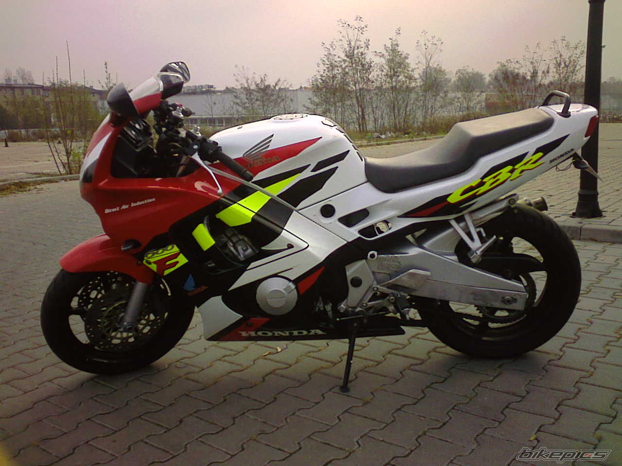 Photo 2379024