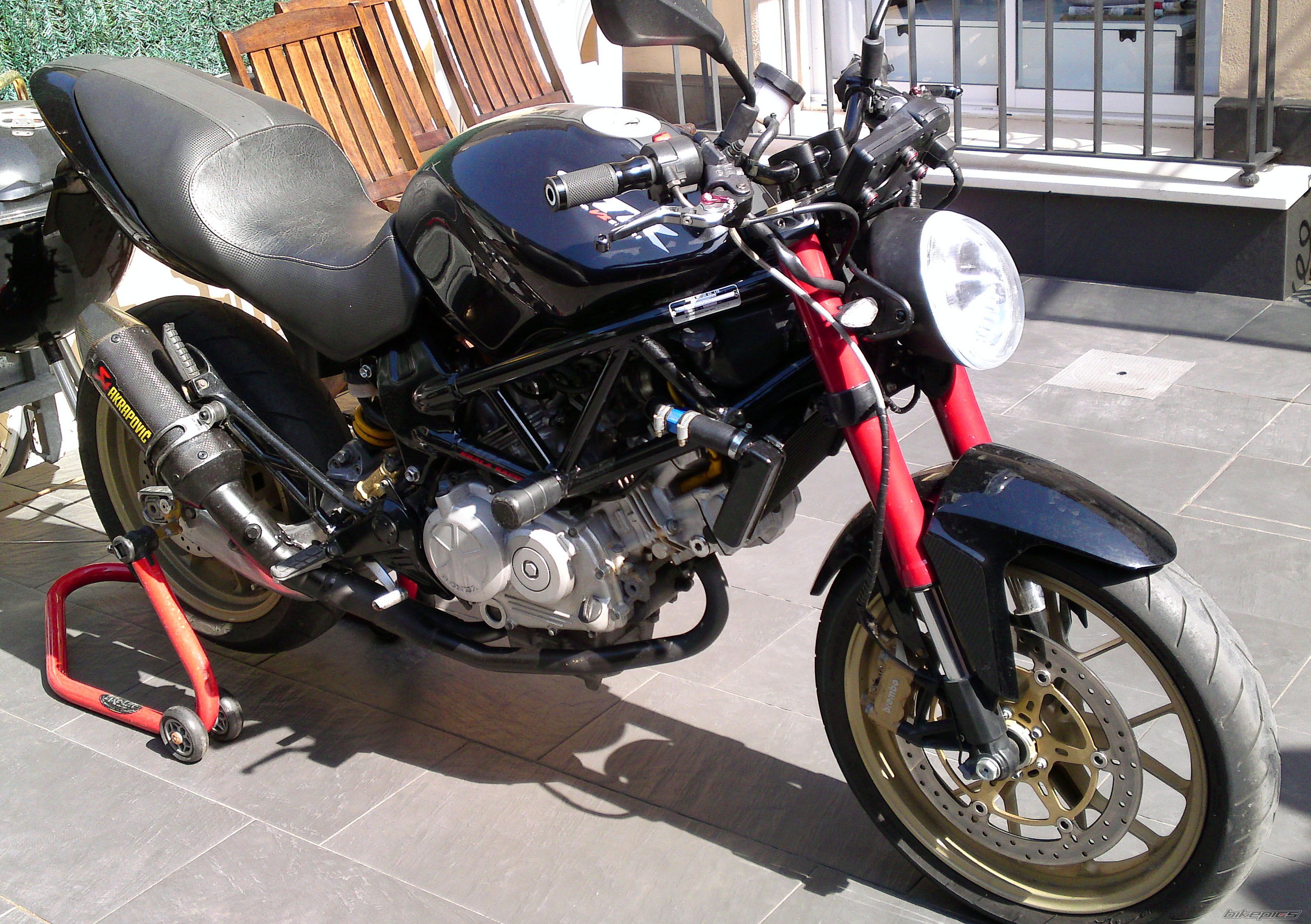 Photo 2379323