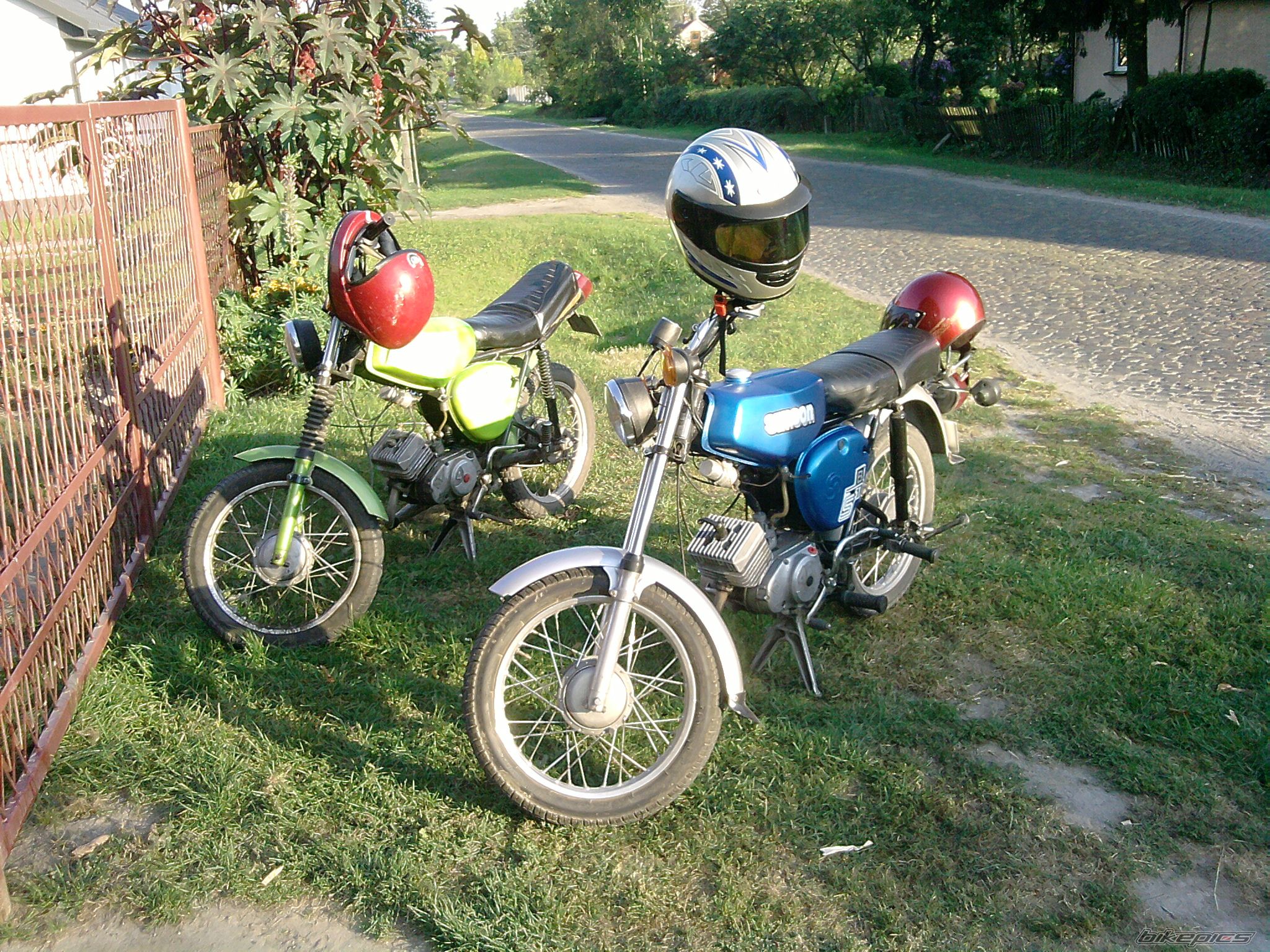 Photo 2379368