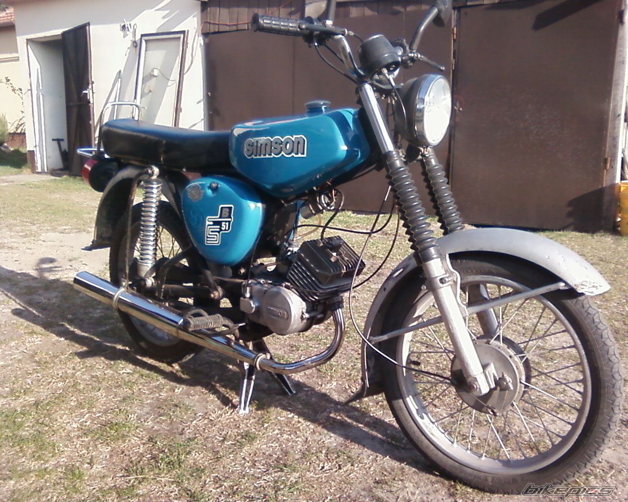 Photo 2379444