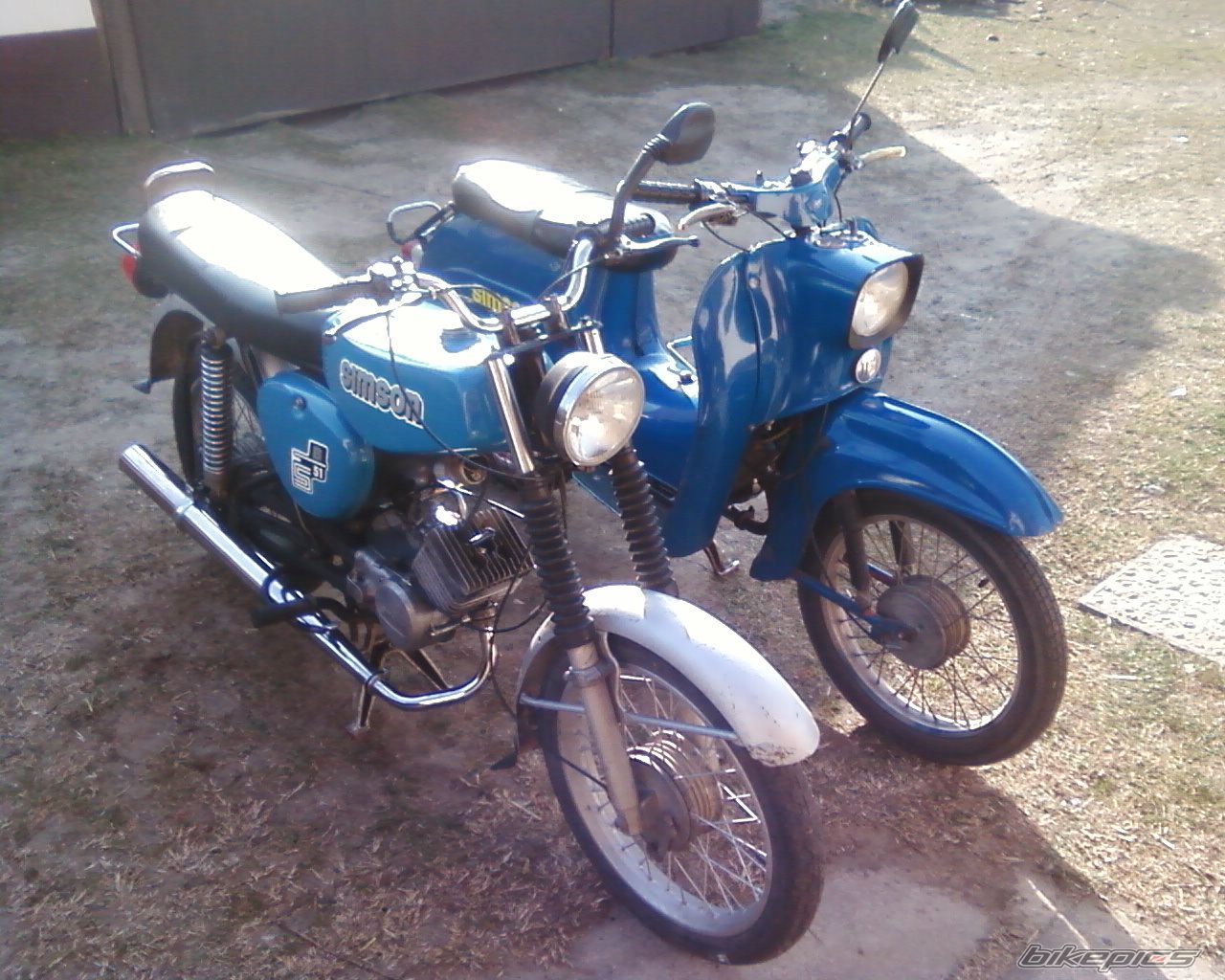 Photo 2379471