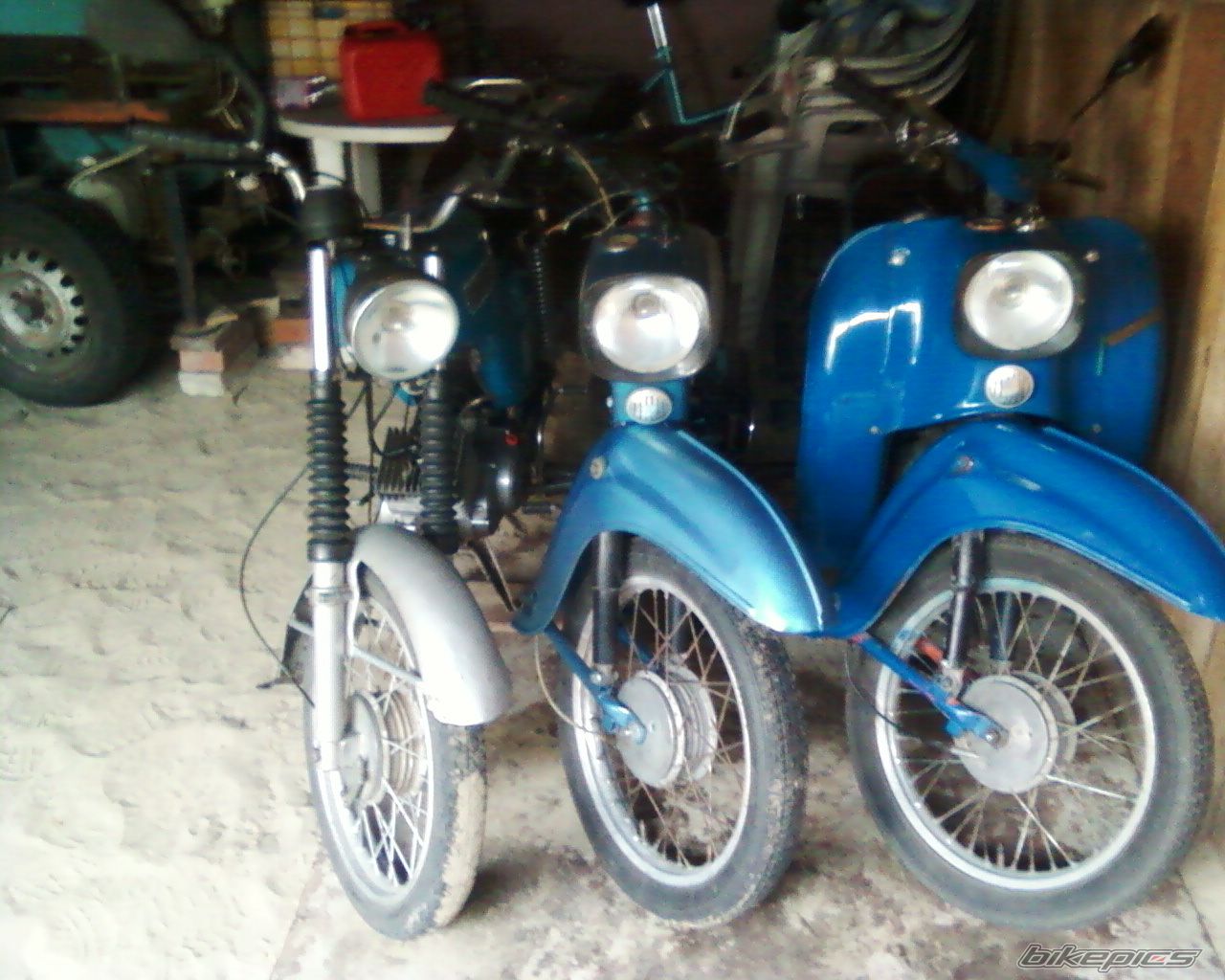 Photo 2379487