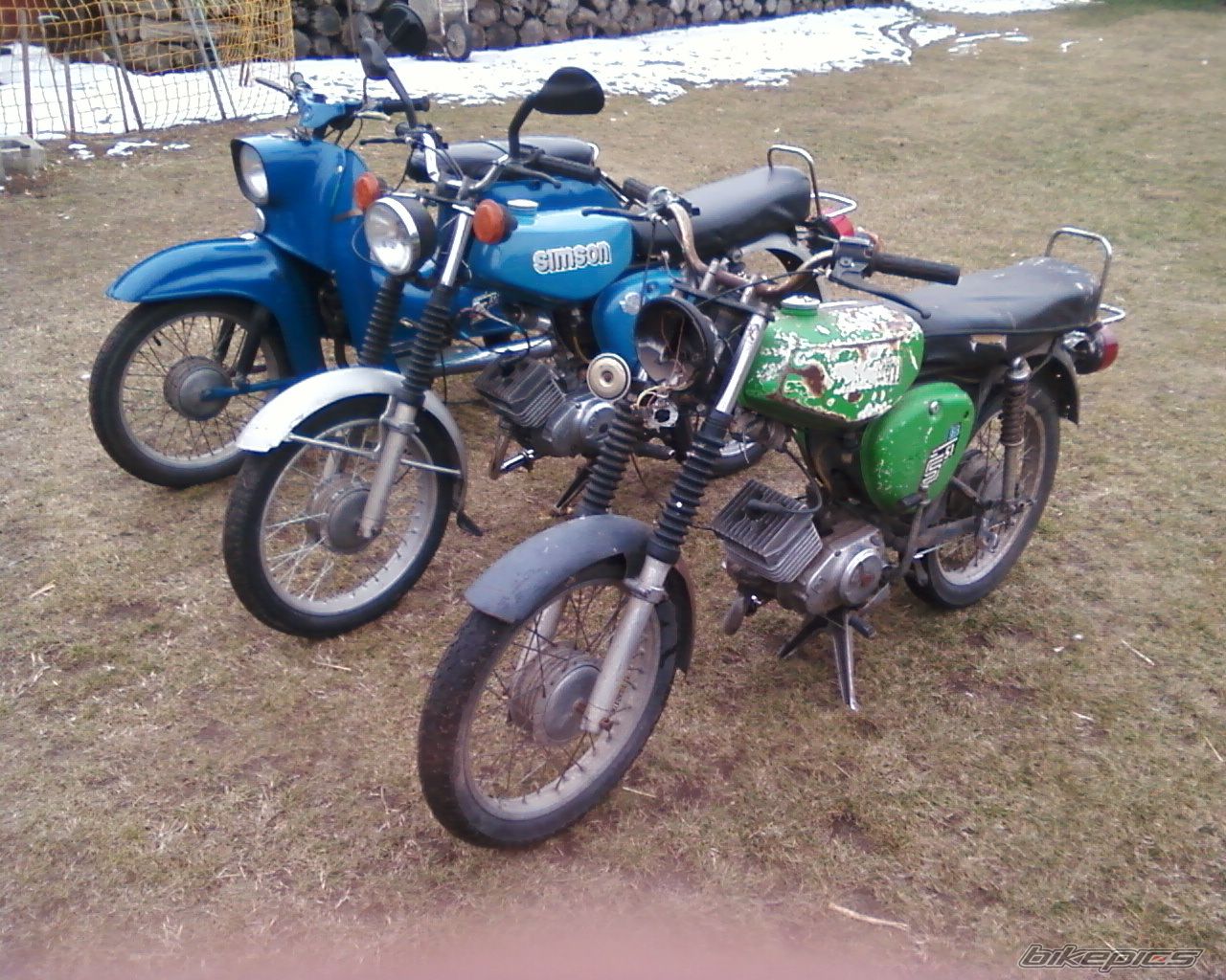 Photo 2379489
