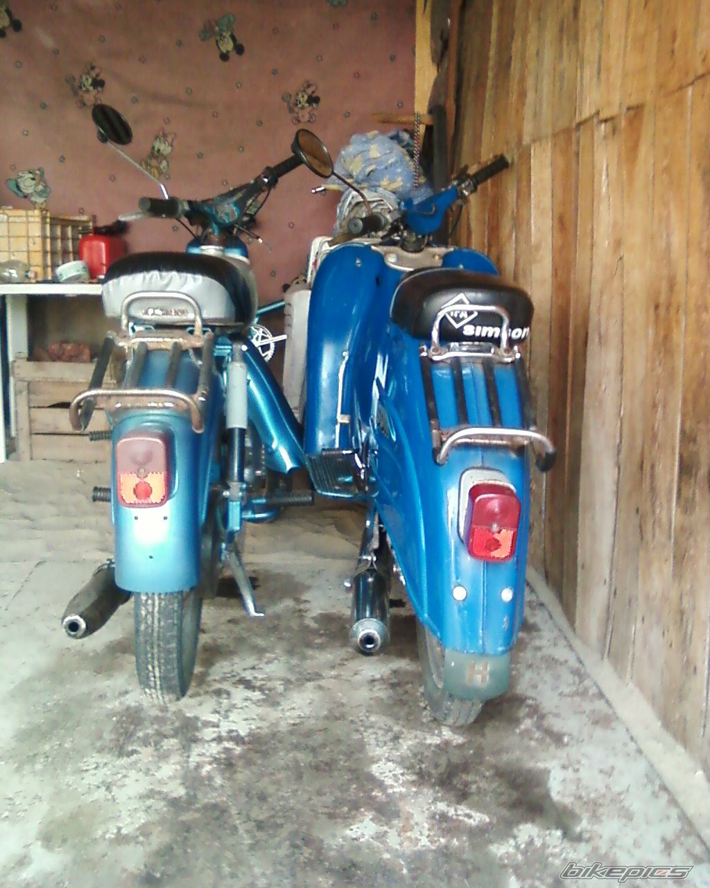 Photo 2379571