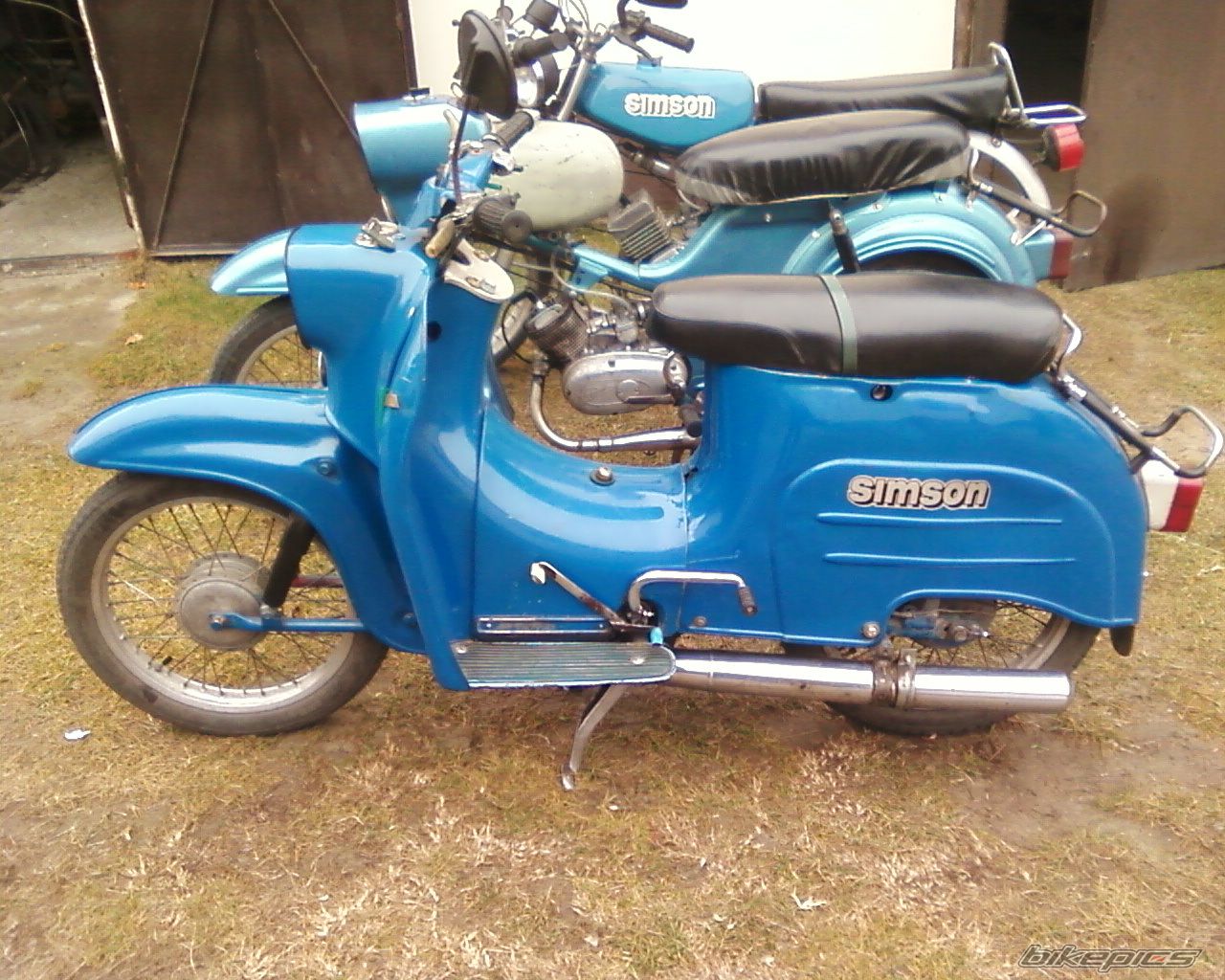 Photo 2379574