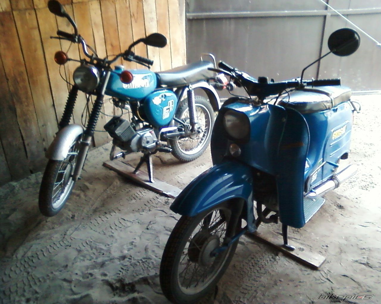 Photo 2379591