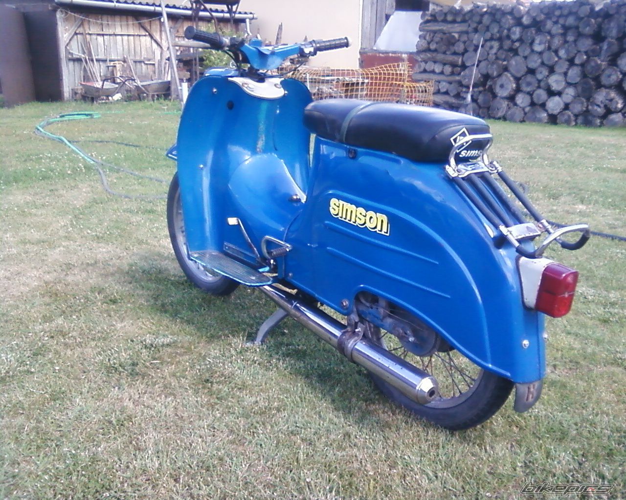 Photo 2379594