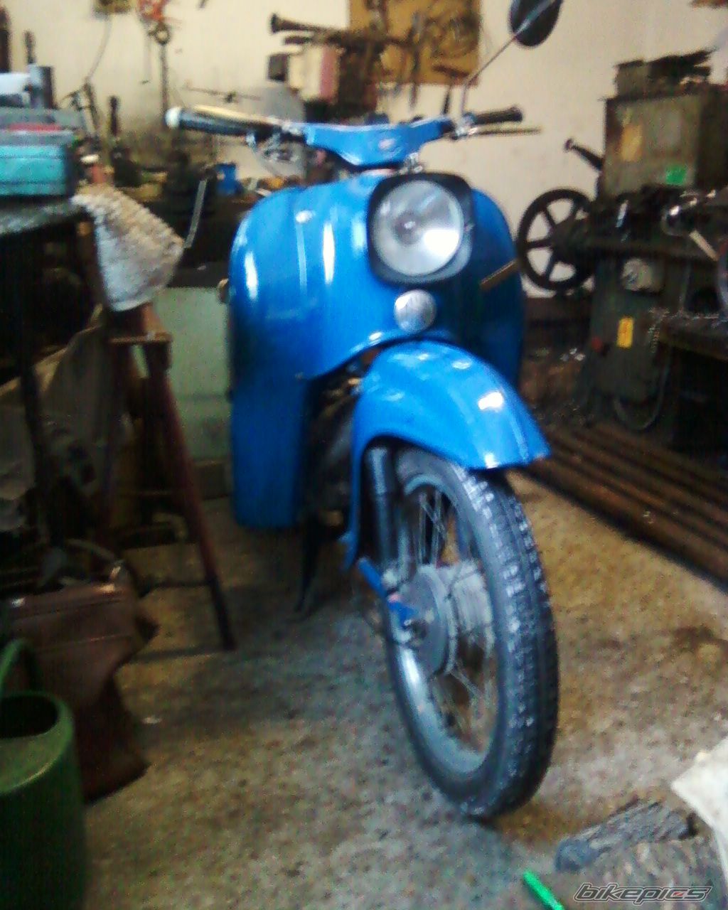 Photo 2379599