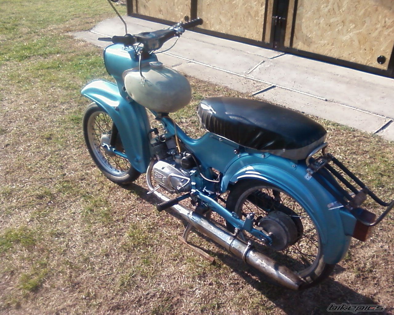 Photo 2379616