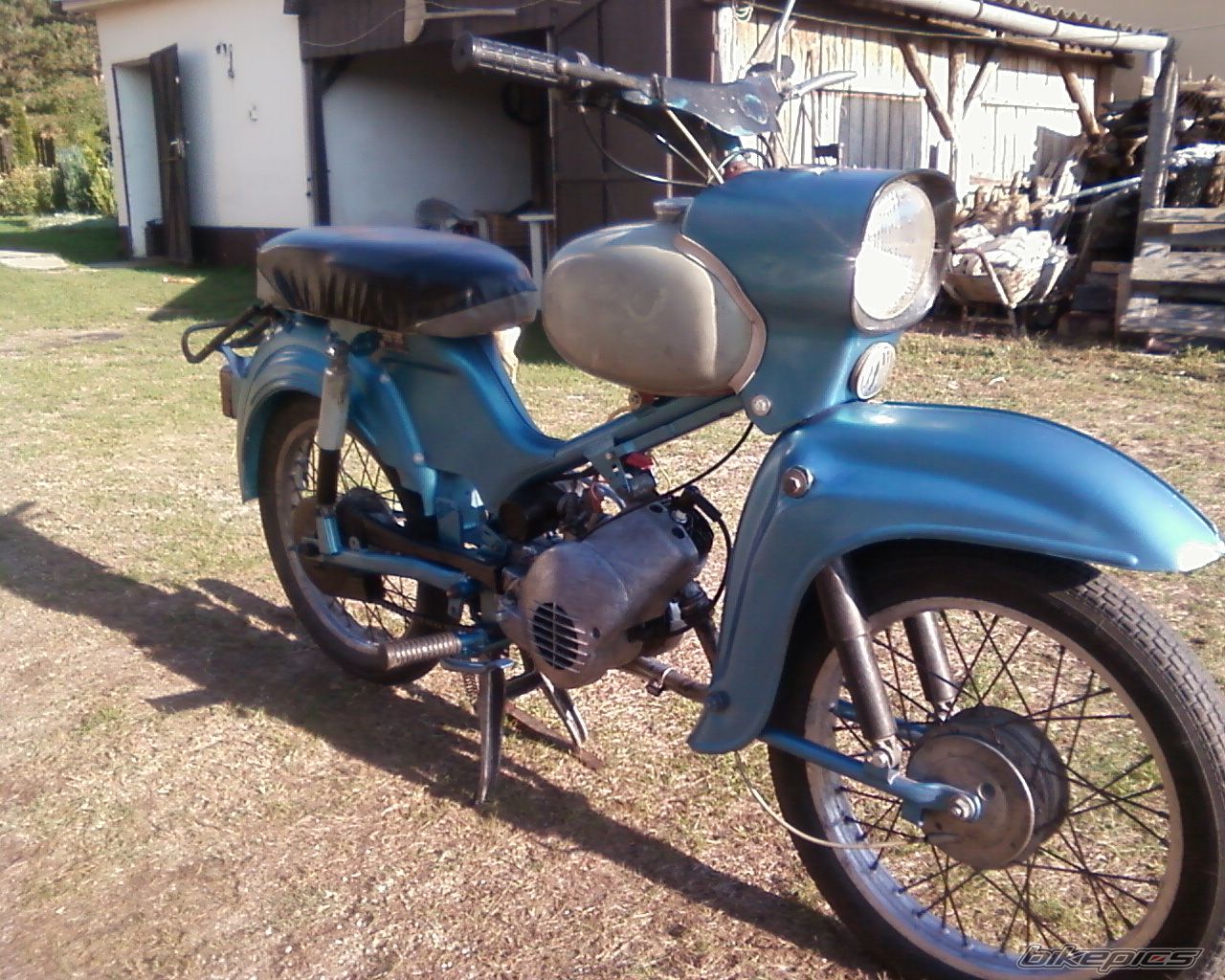 Photo 2379617