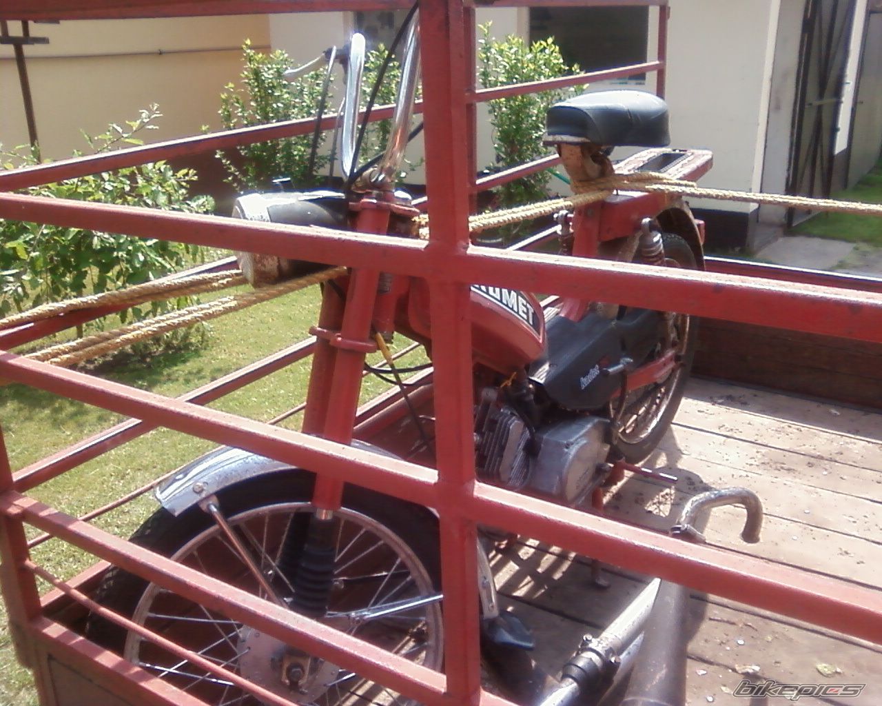 Photo 2379632