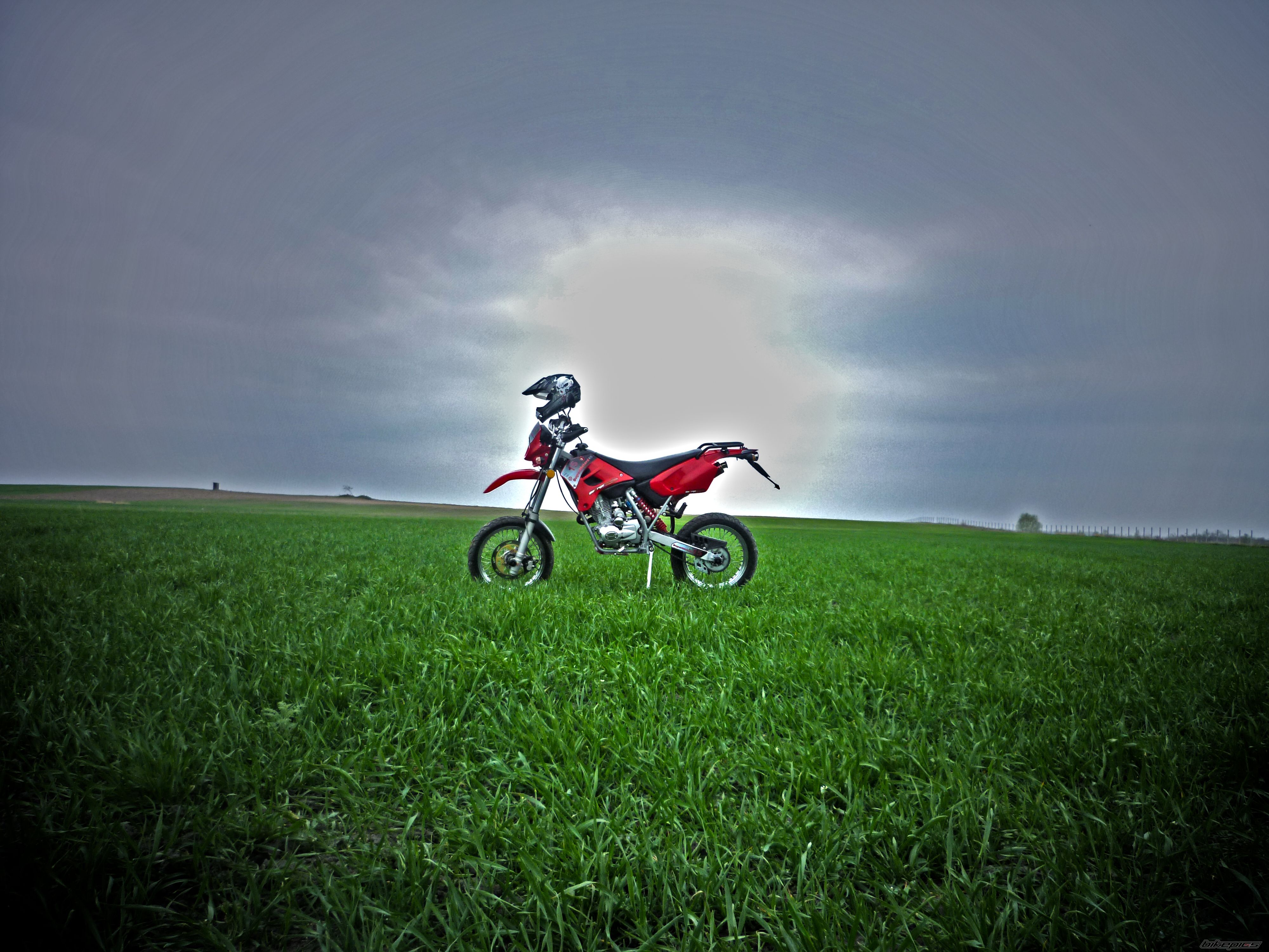 Photo 2379641