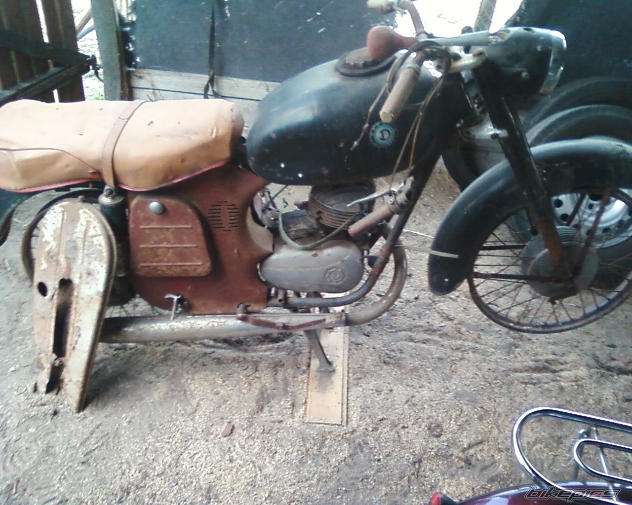 Photo 2379654