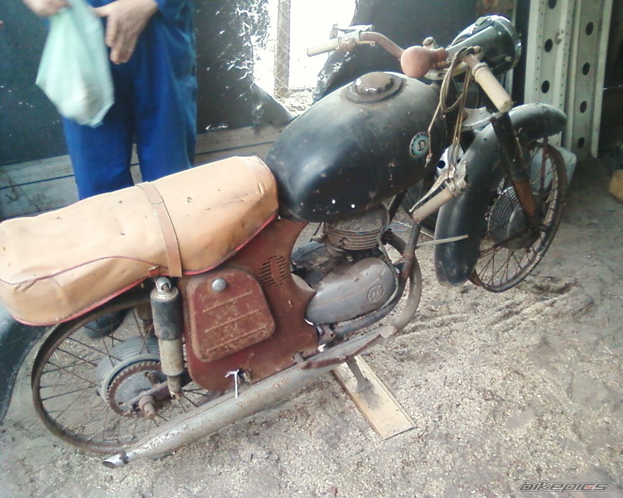 Photo 2379663