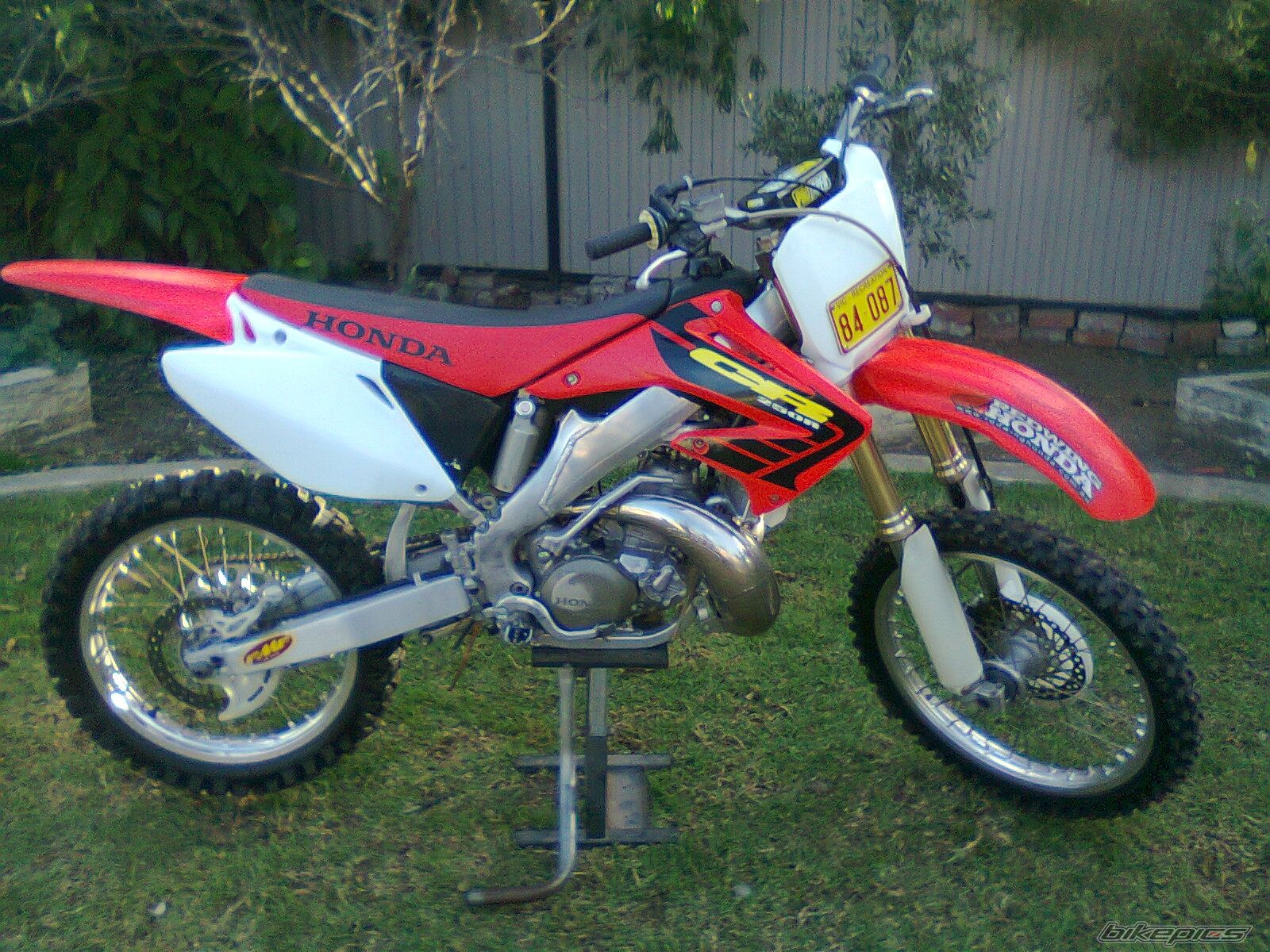 Photo 2379699