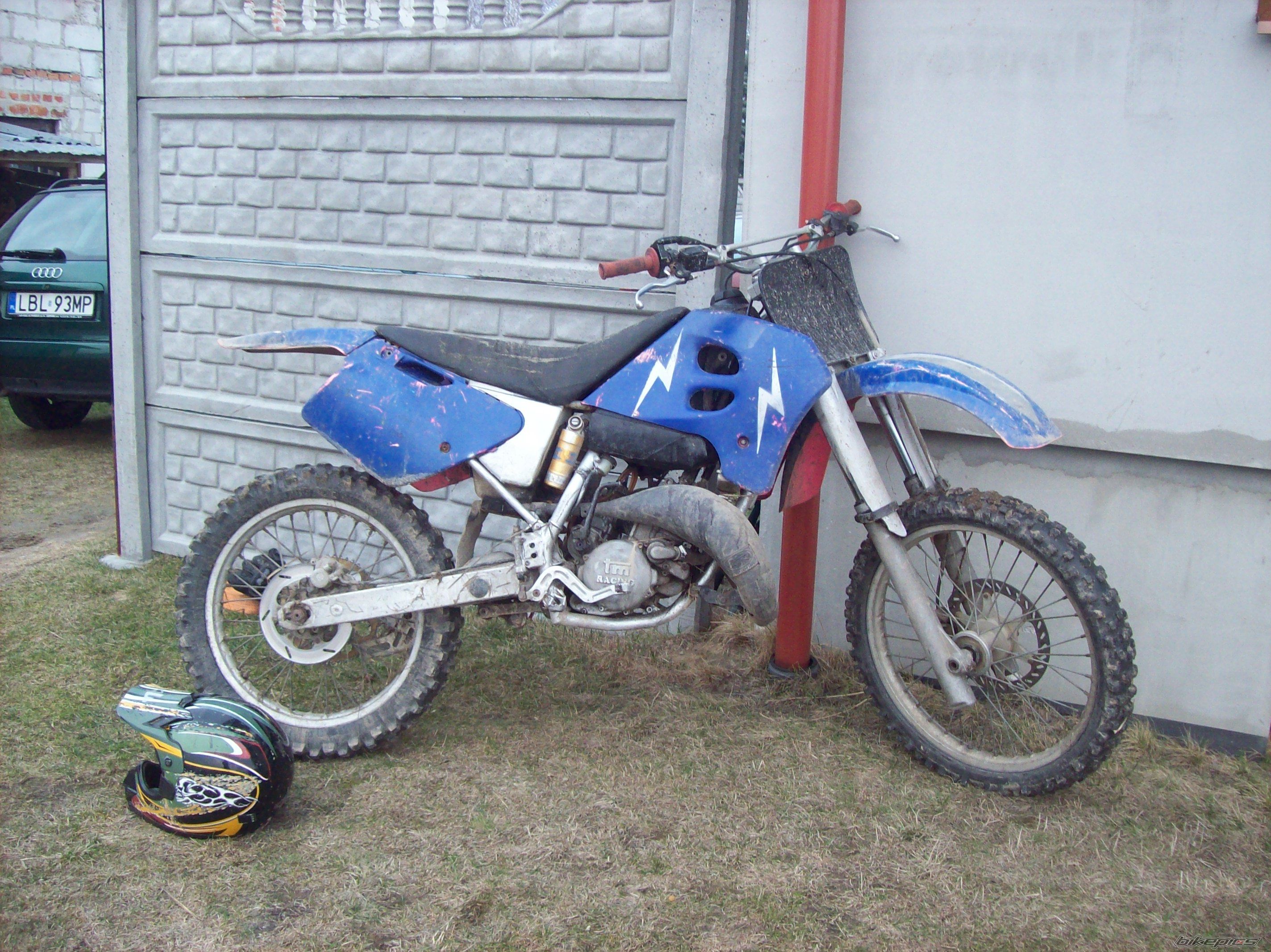 Photo 2379790
