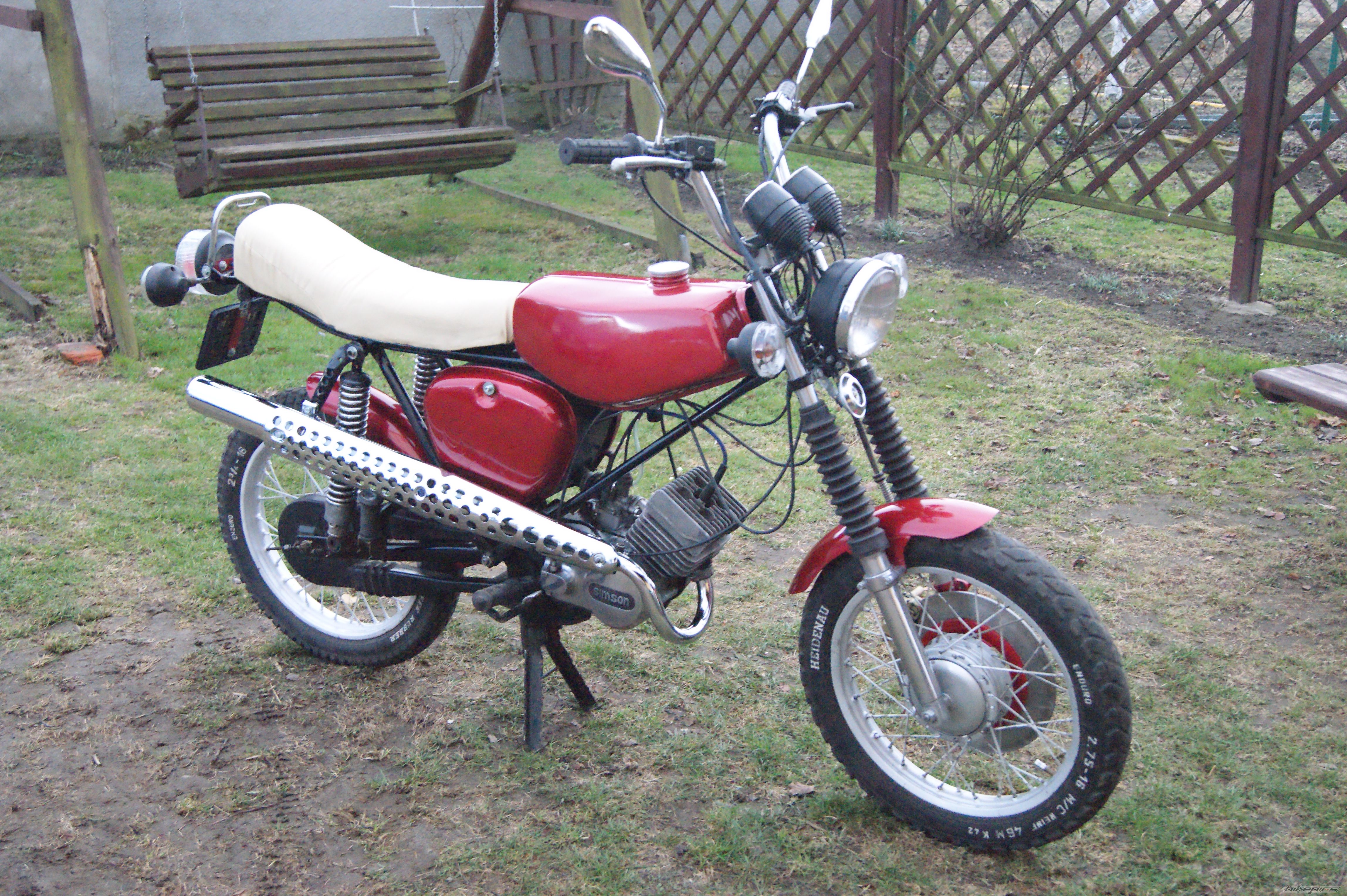 Photo 2379797
