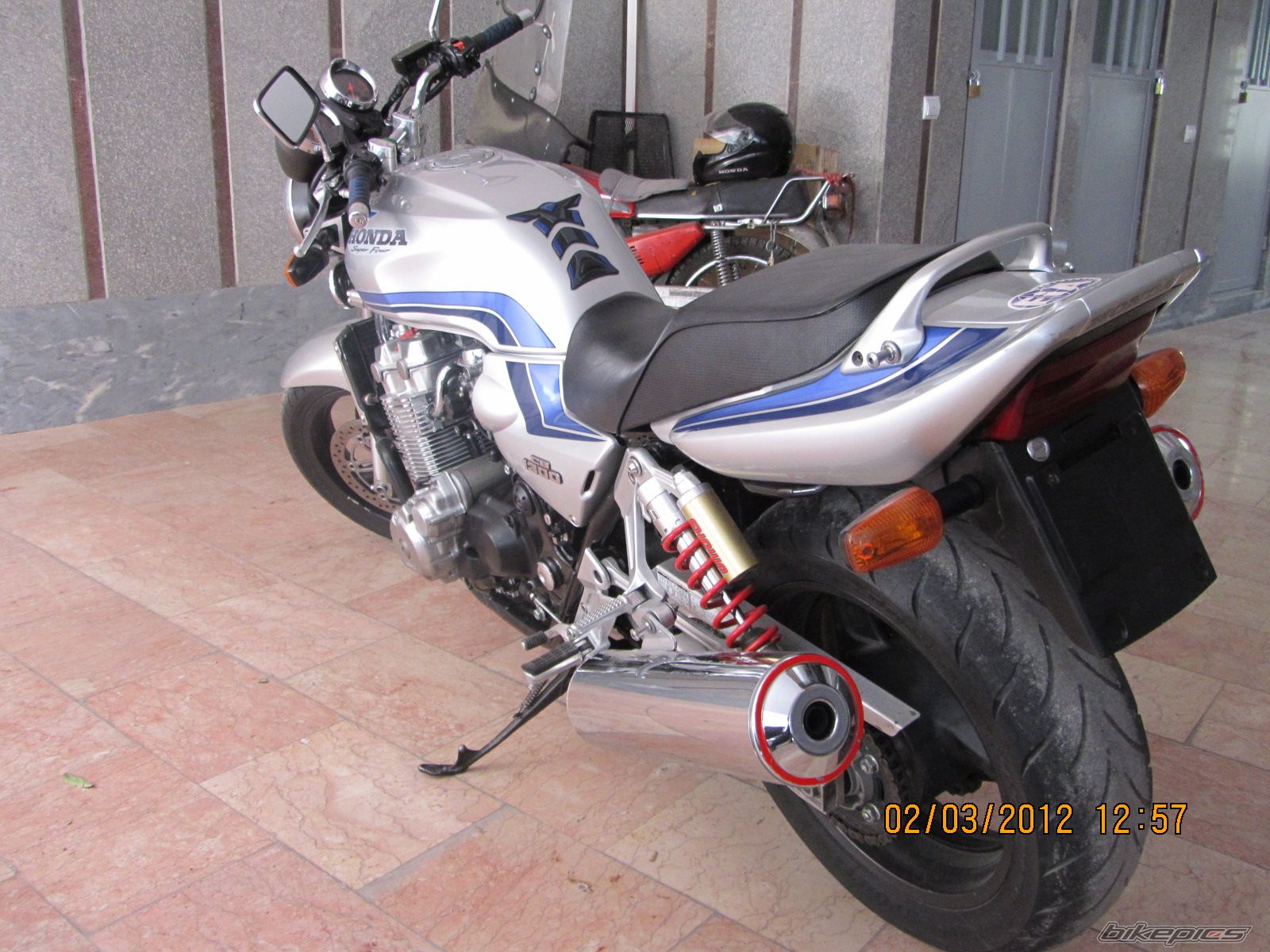 Photo 2379814