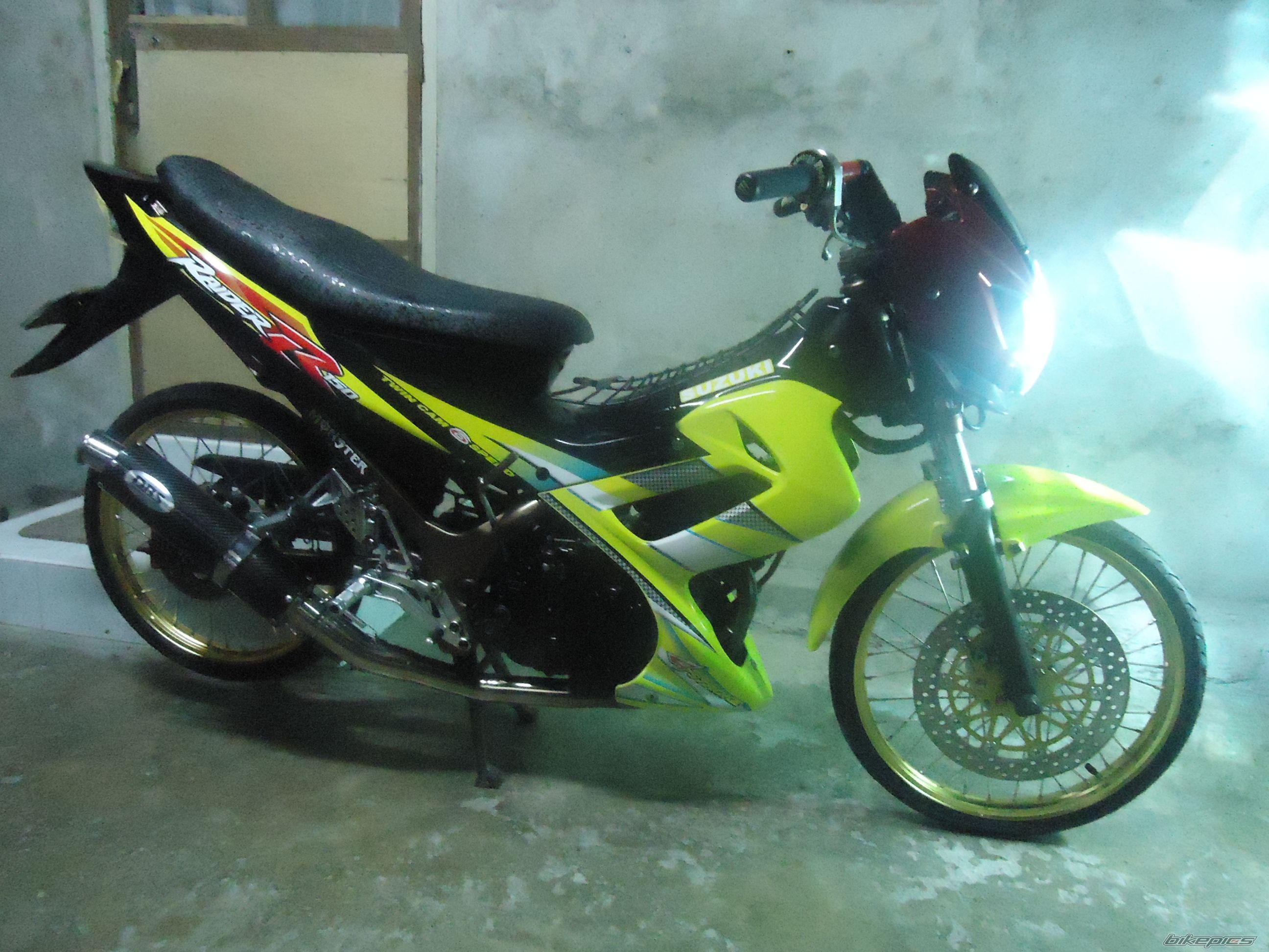Photo 2380373