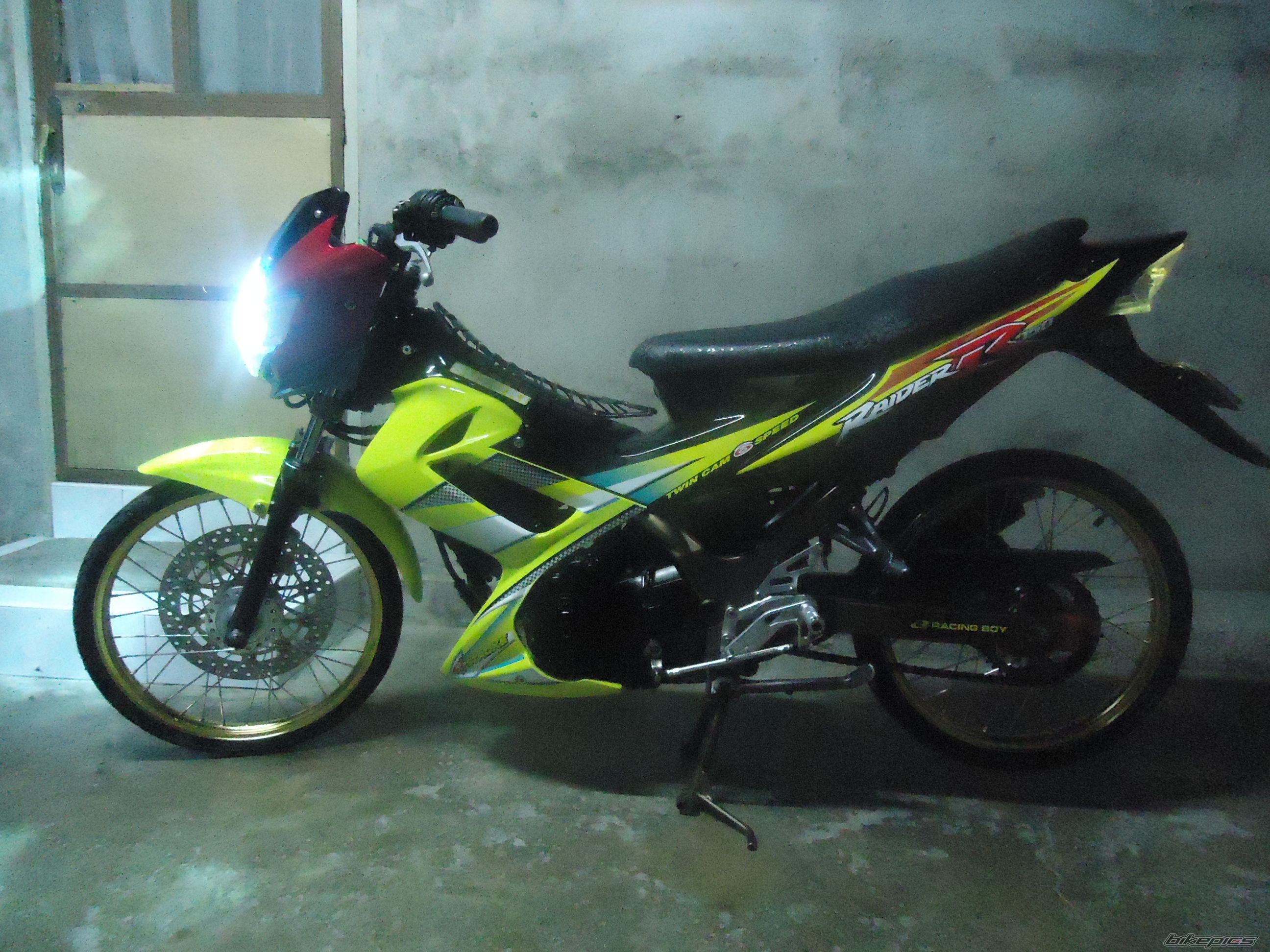 Photo 2380384