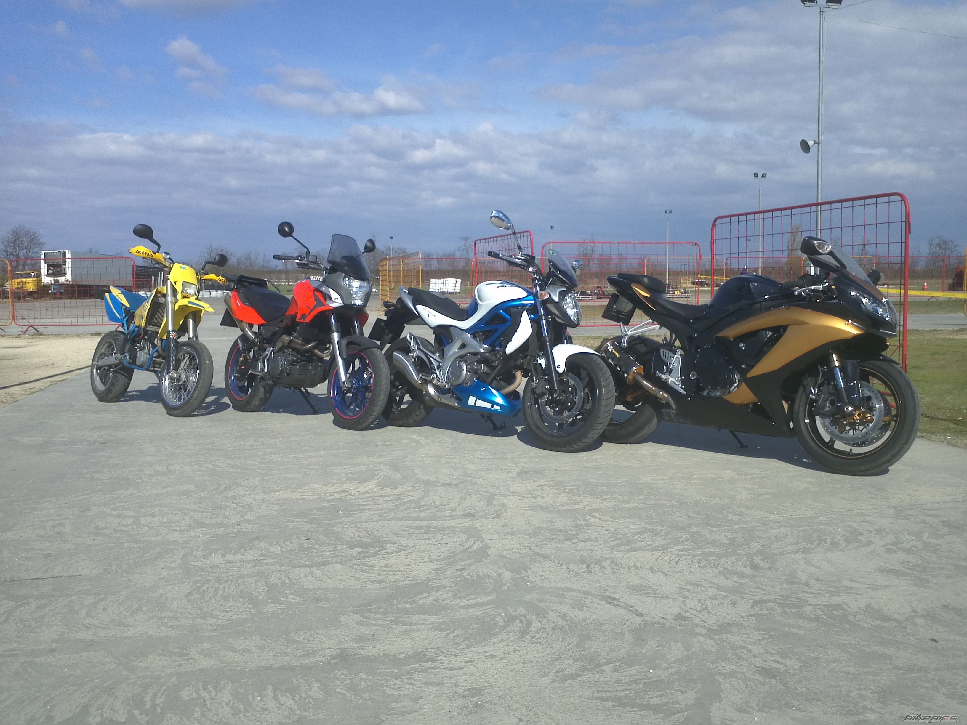 Photo 2380837