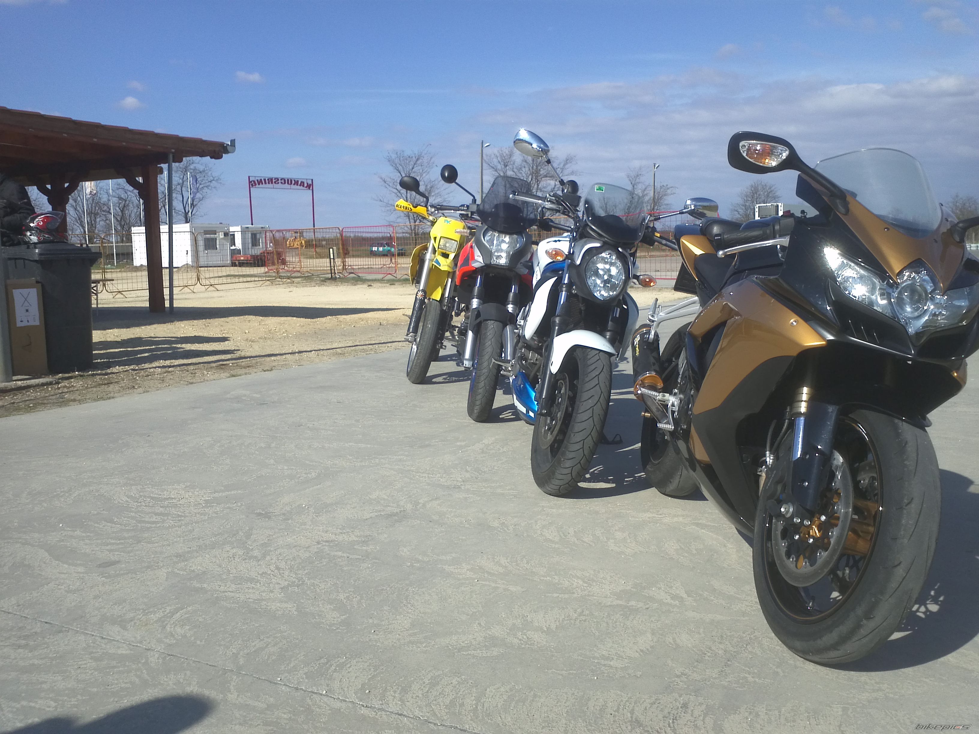 Photo 2380839