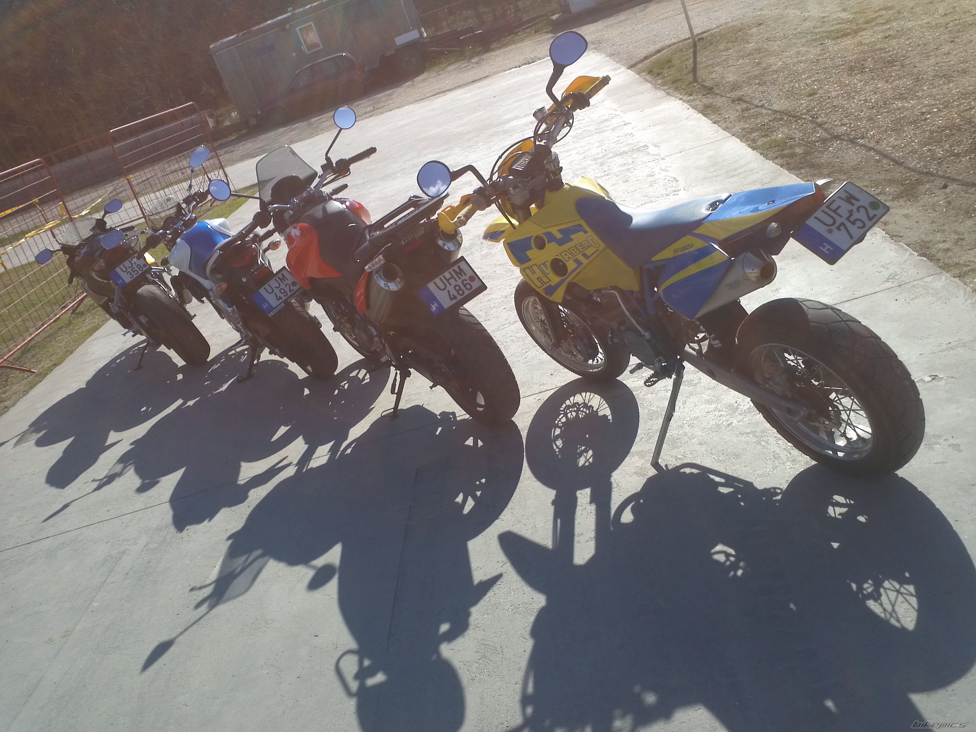 Photo 2380845