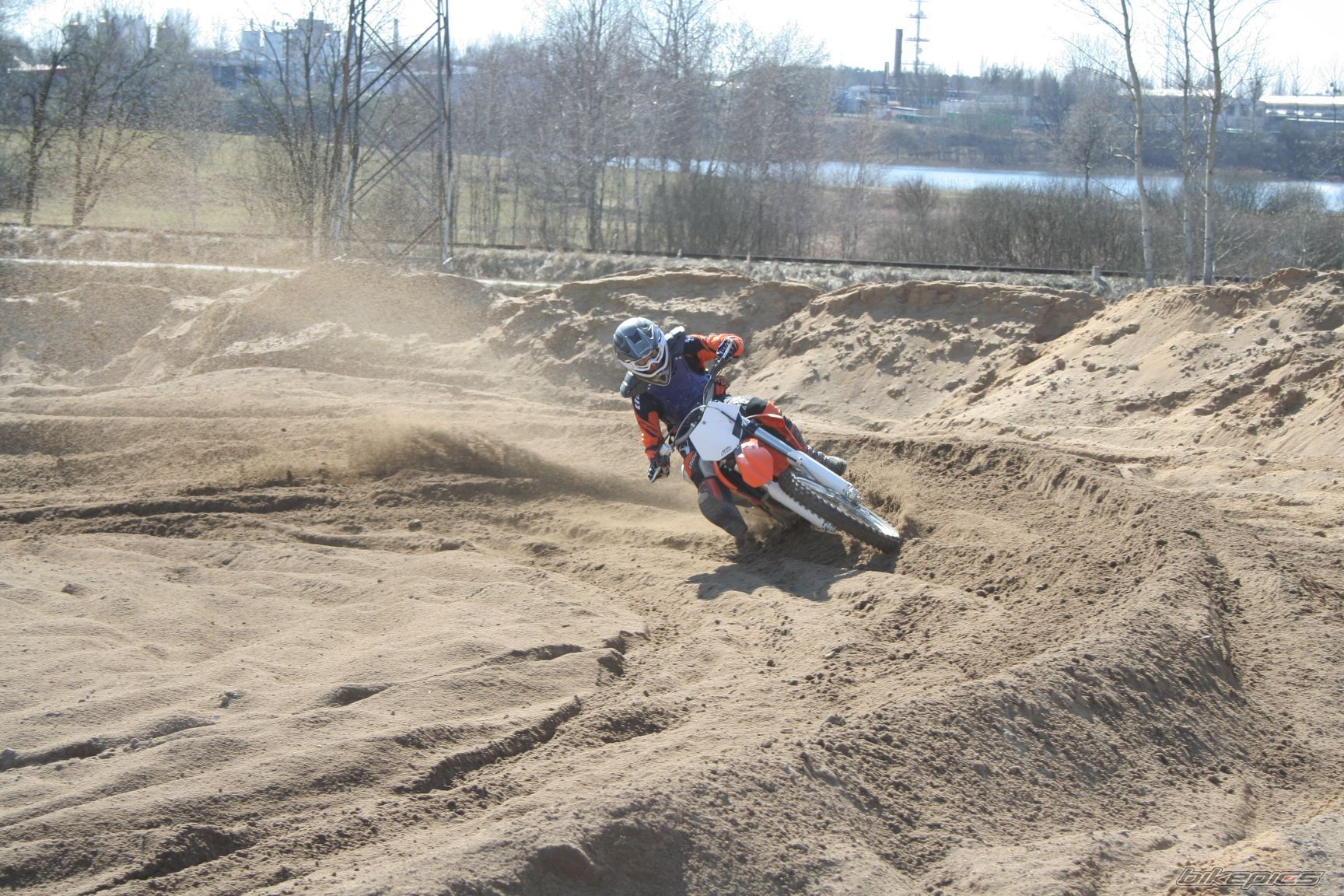 Bike Photo 2381147