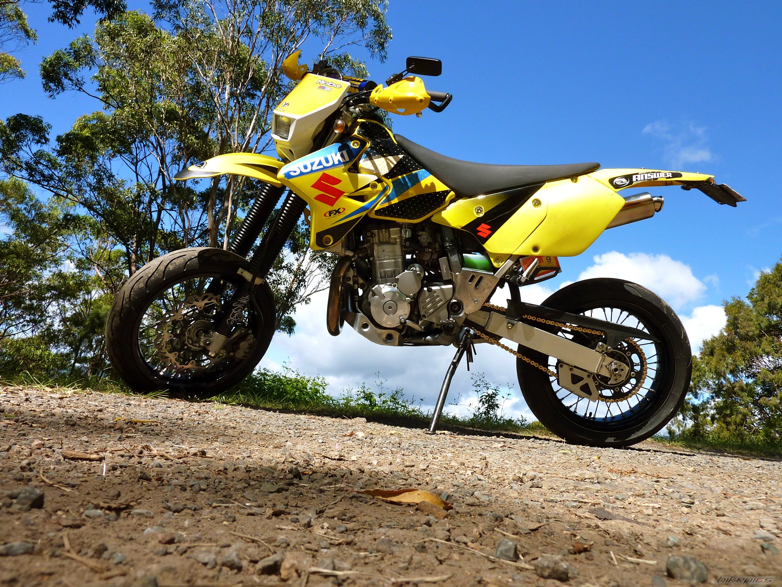Photo 2381393