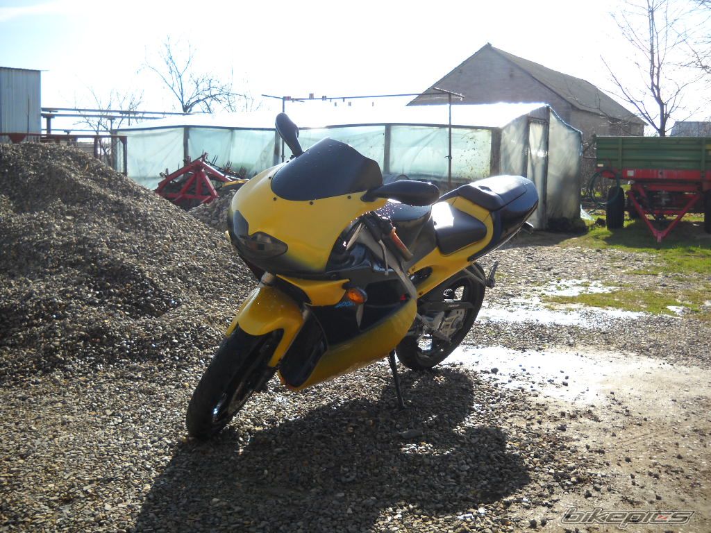 Photo 2381411
