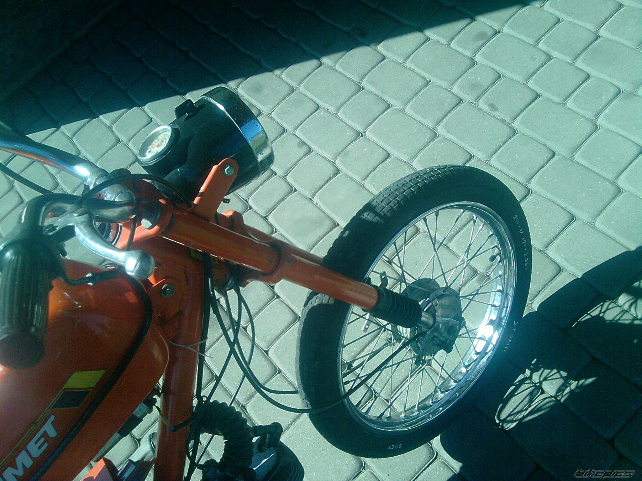 Photo 2381483