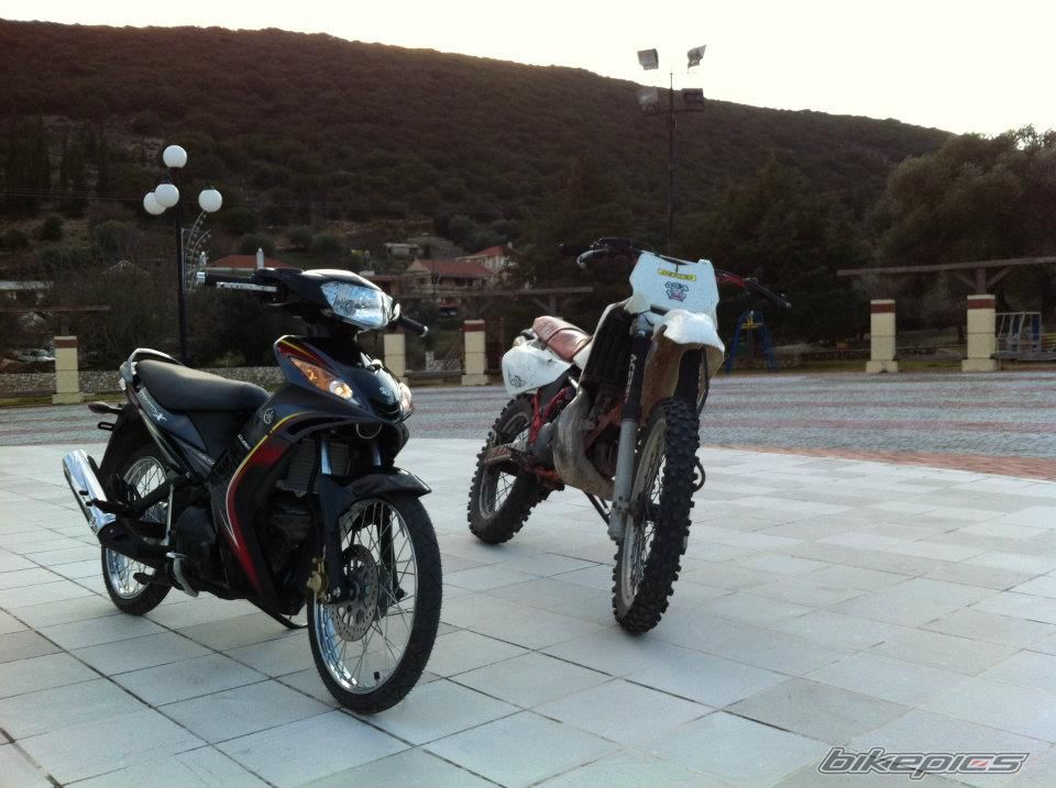 Photo 2381539