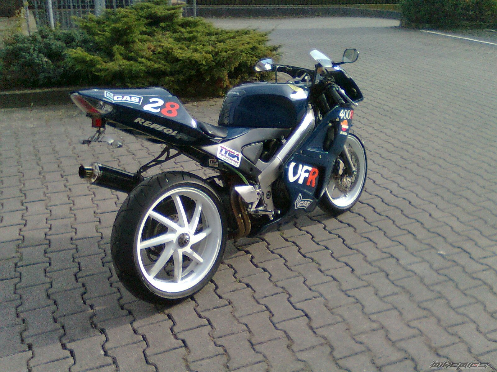 Photo 2381914