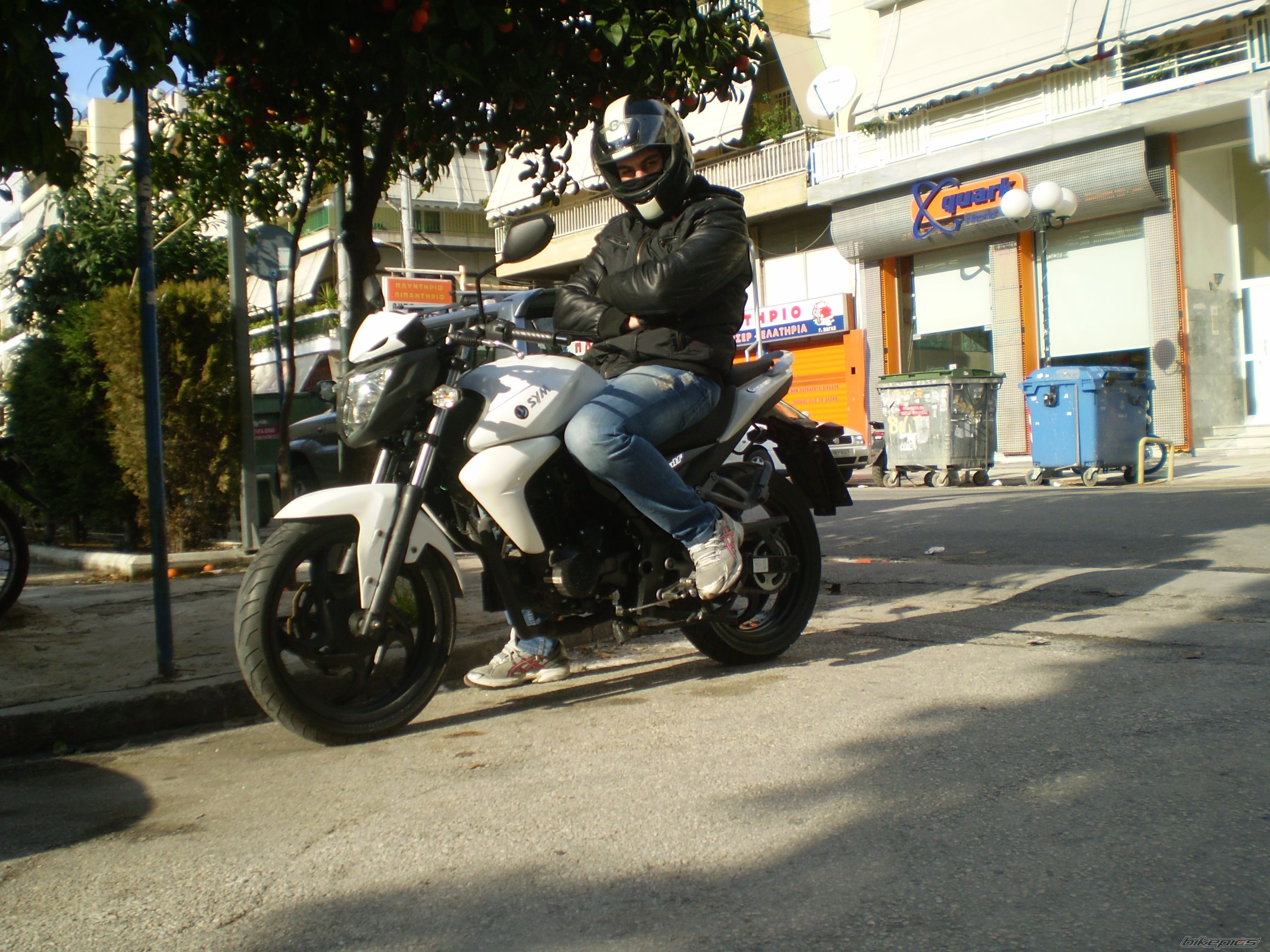 Photo 2382211
