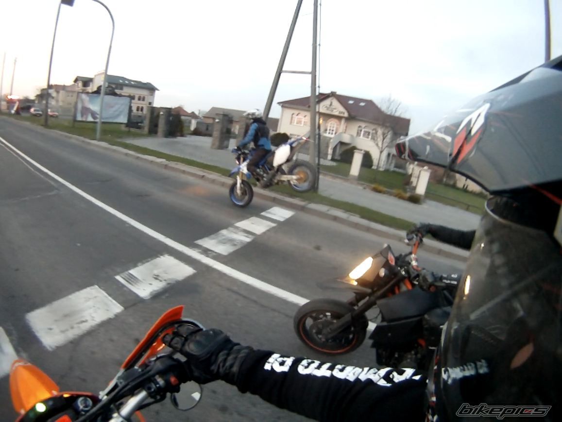 Photo 2382444