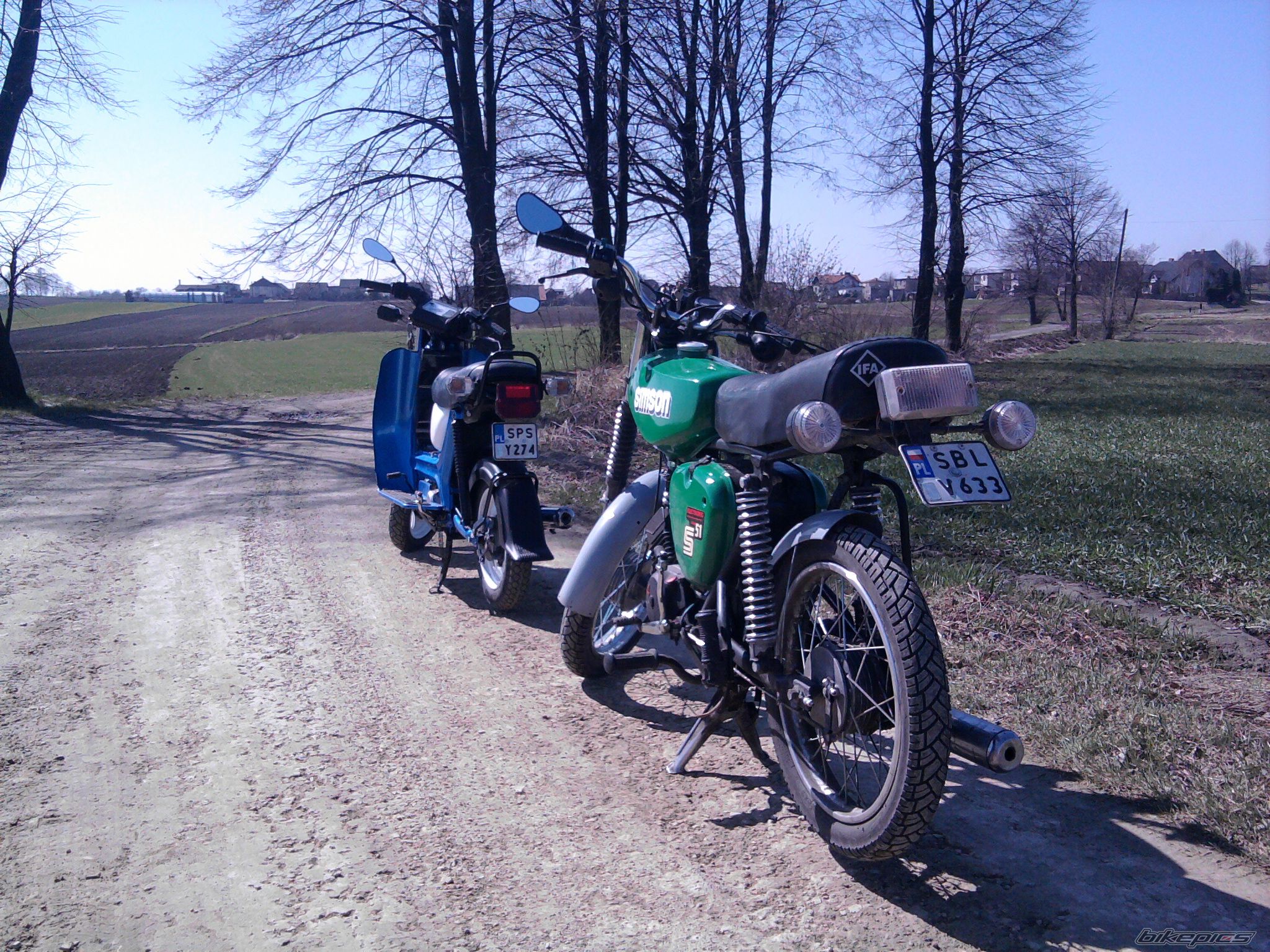 Photo 2382456