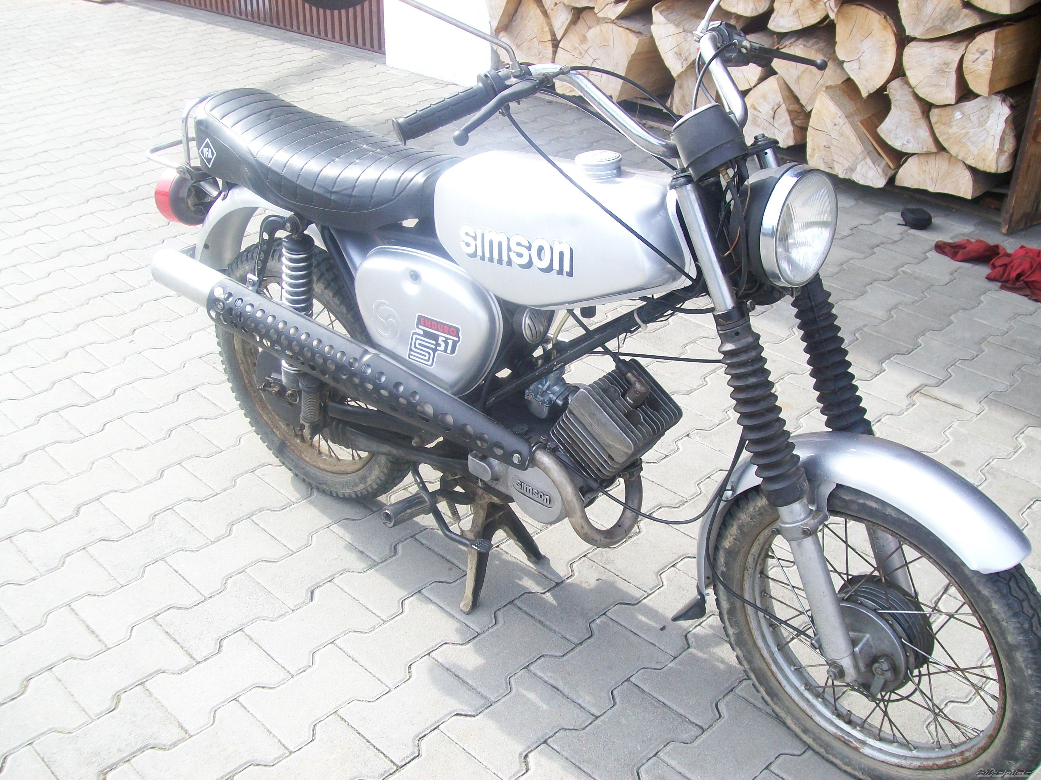 Photo 2382495