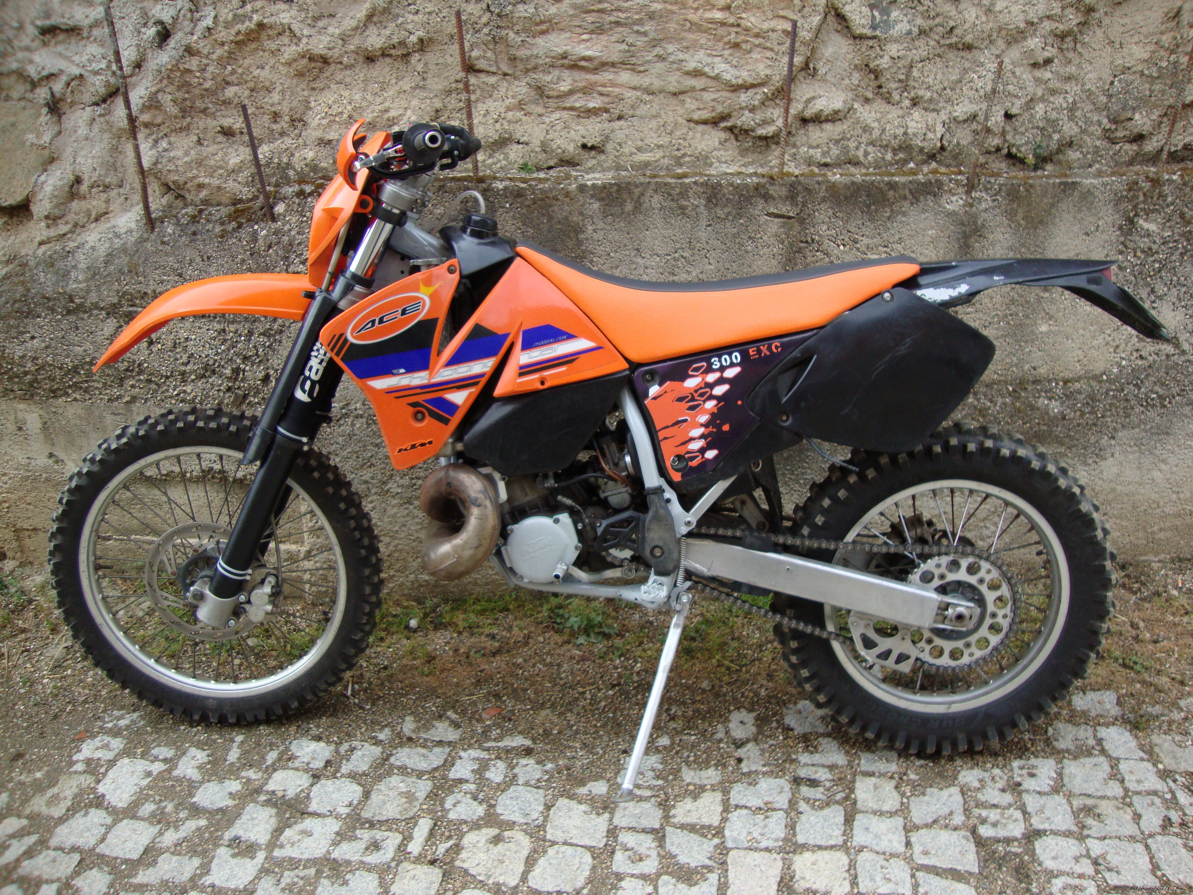 Photo 2382712