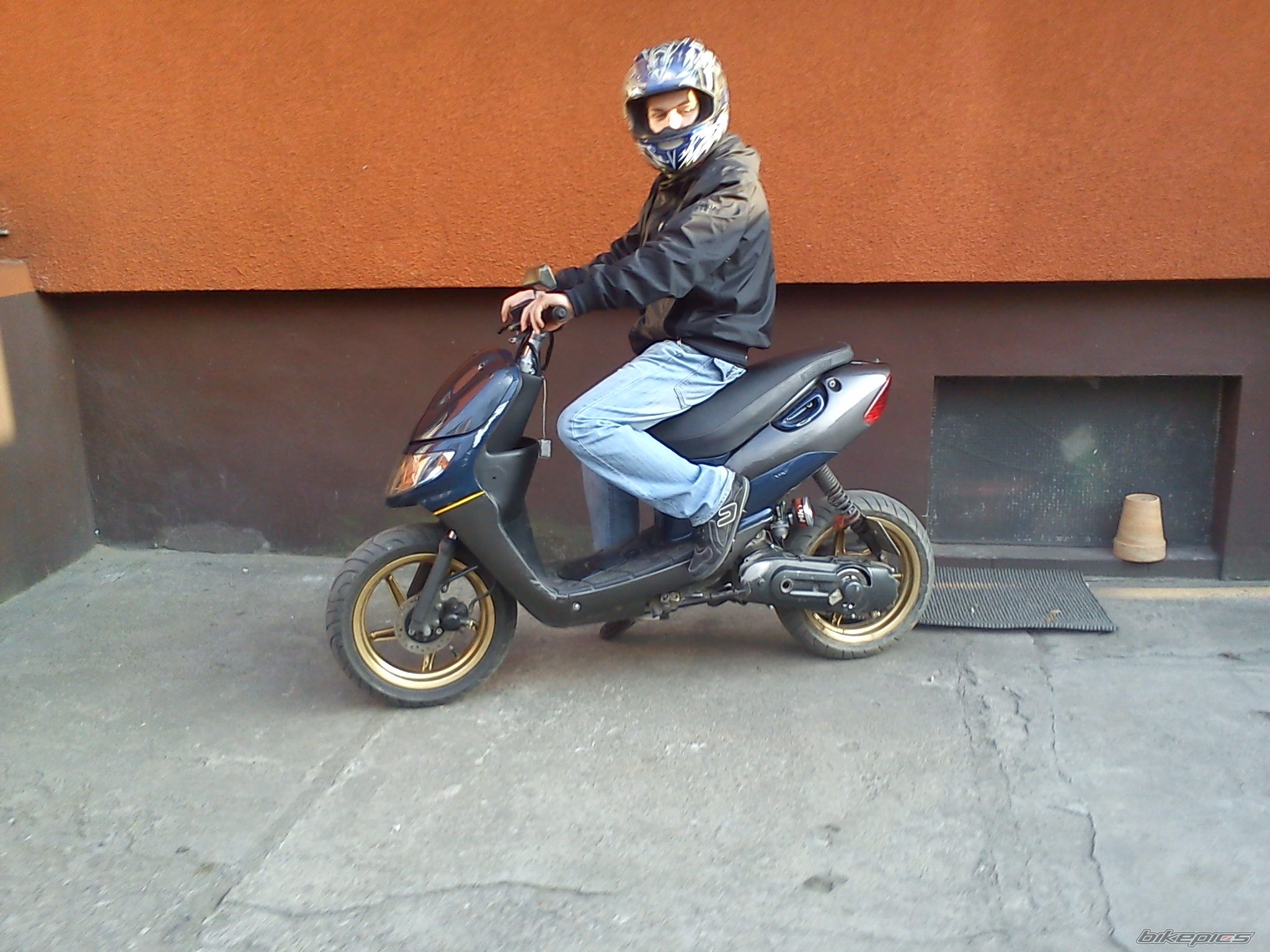 Photo 2383111