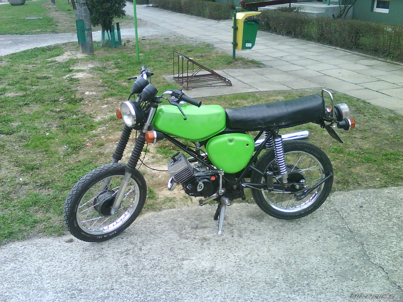 Photo 2383132