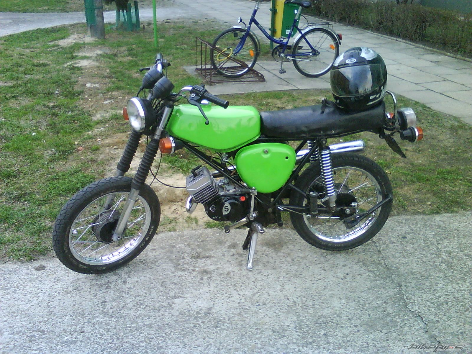 Photo 2383141