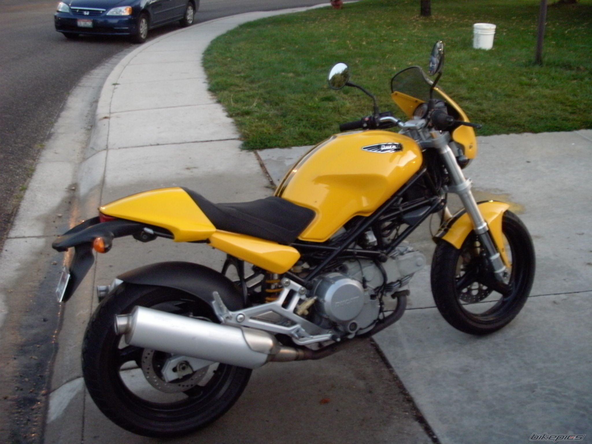 Photo 2383192