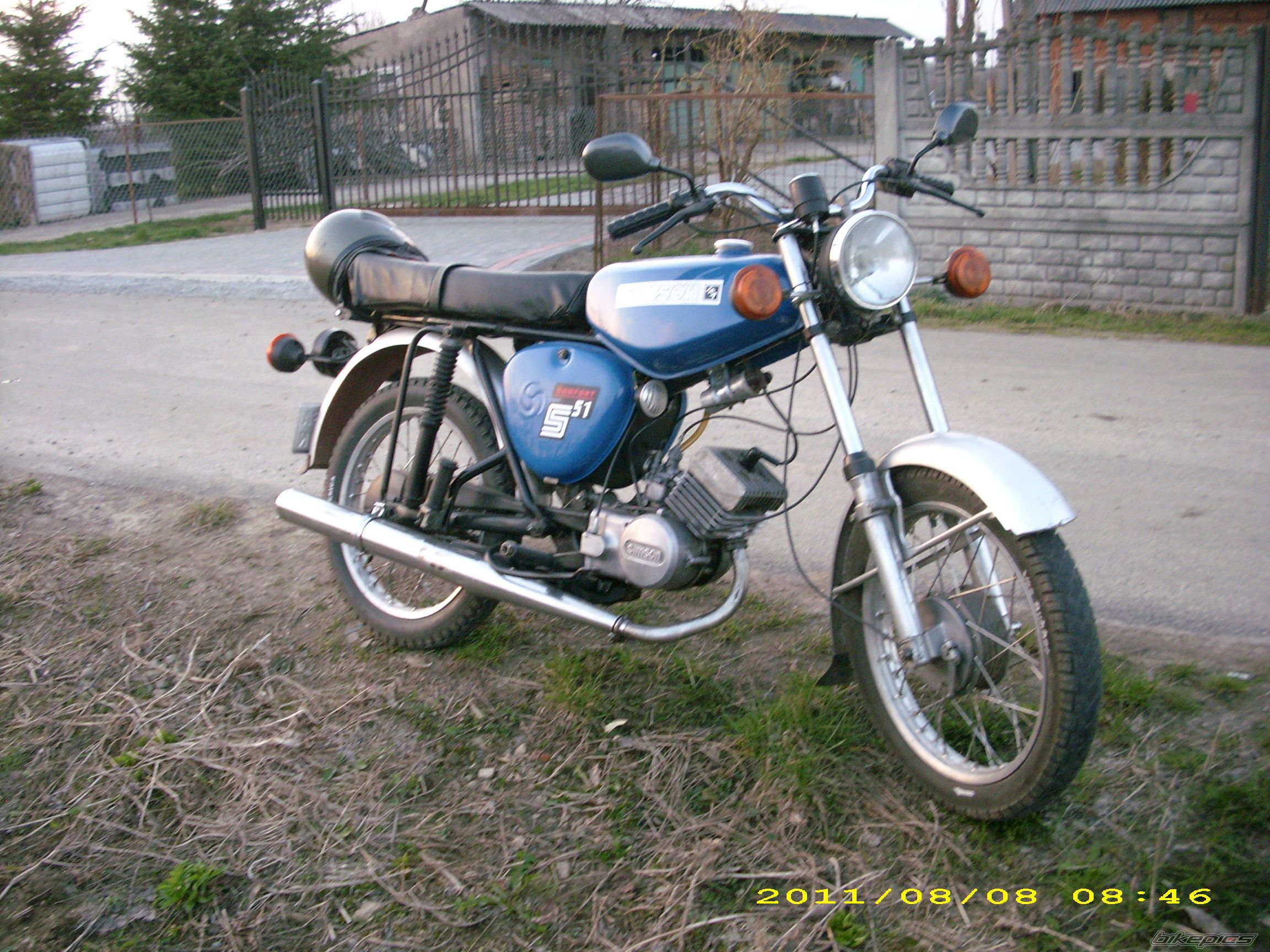 Photo 2383210