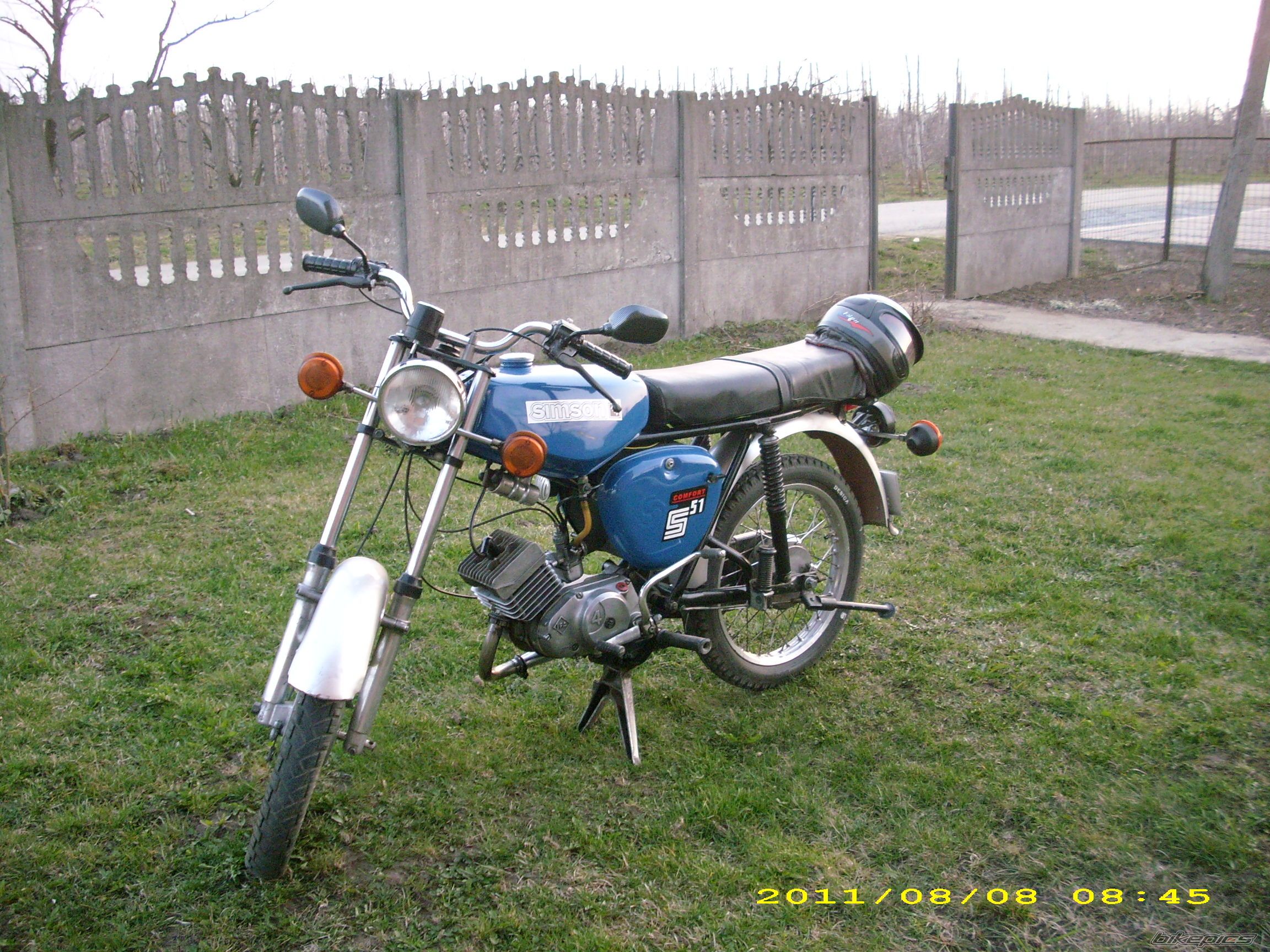 Photo 2383219