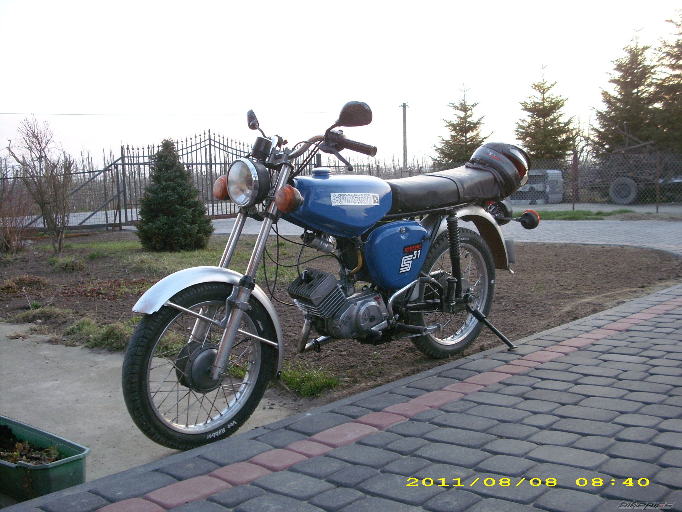Photo 2383226